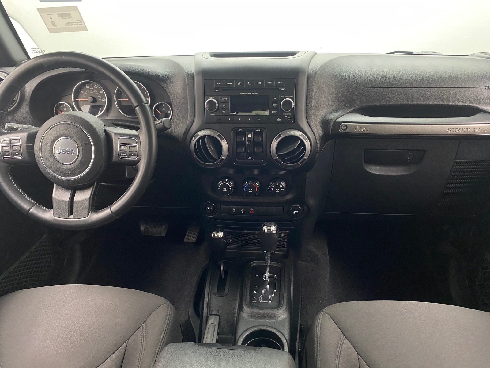 Thumbnail: 2017 Jeep Wrangler - 3