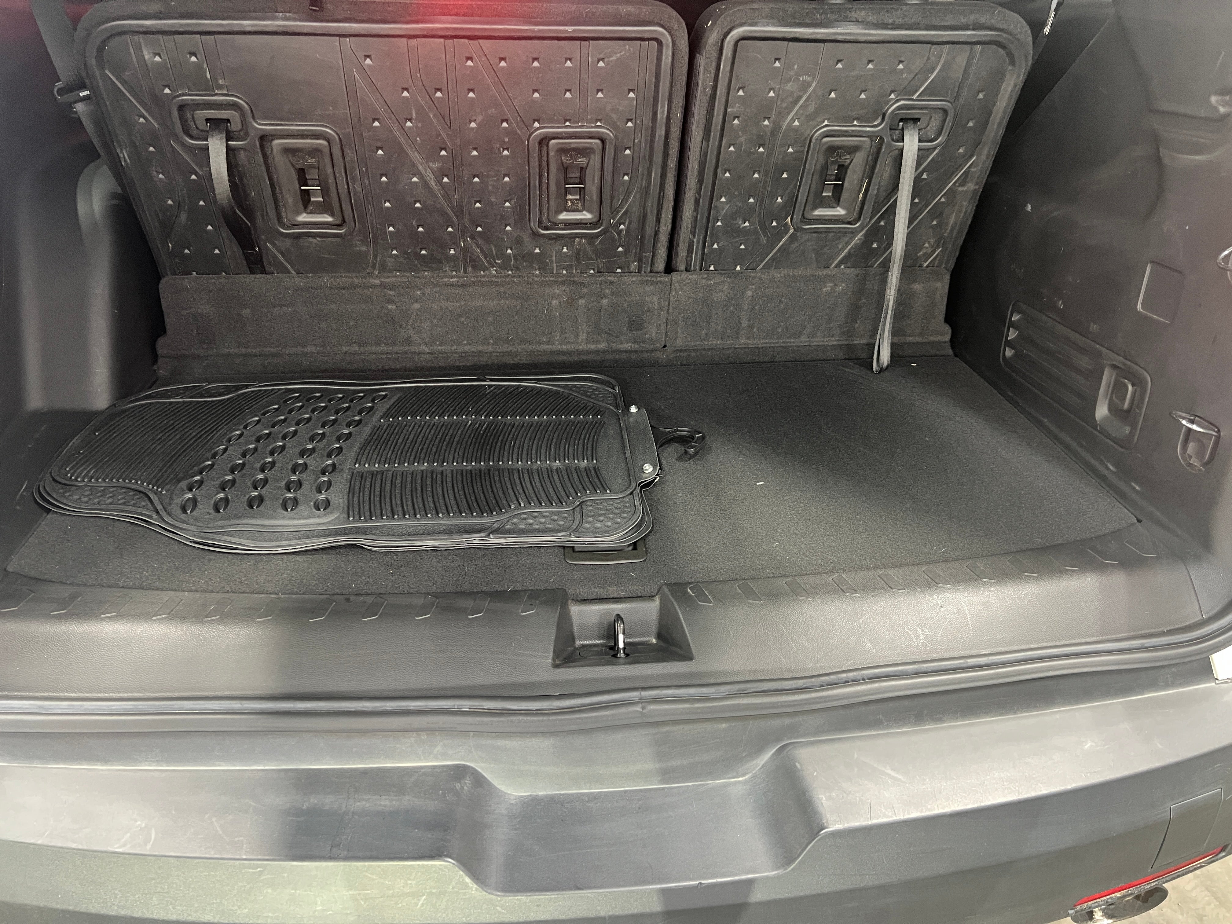 2020 Chevrolet Traverse LS 7