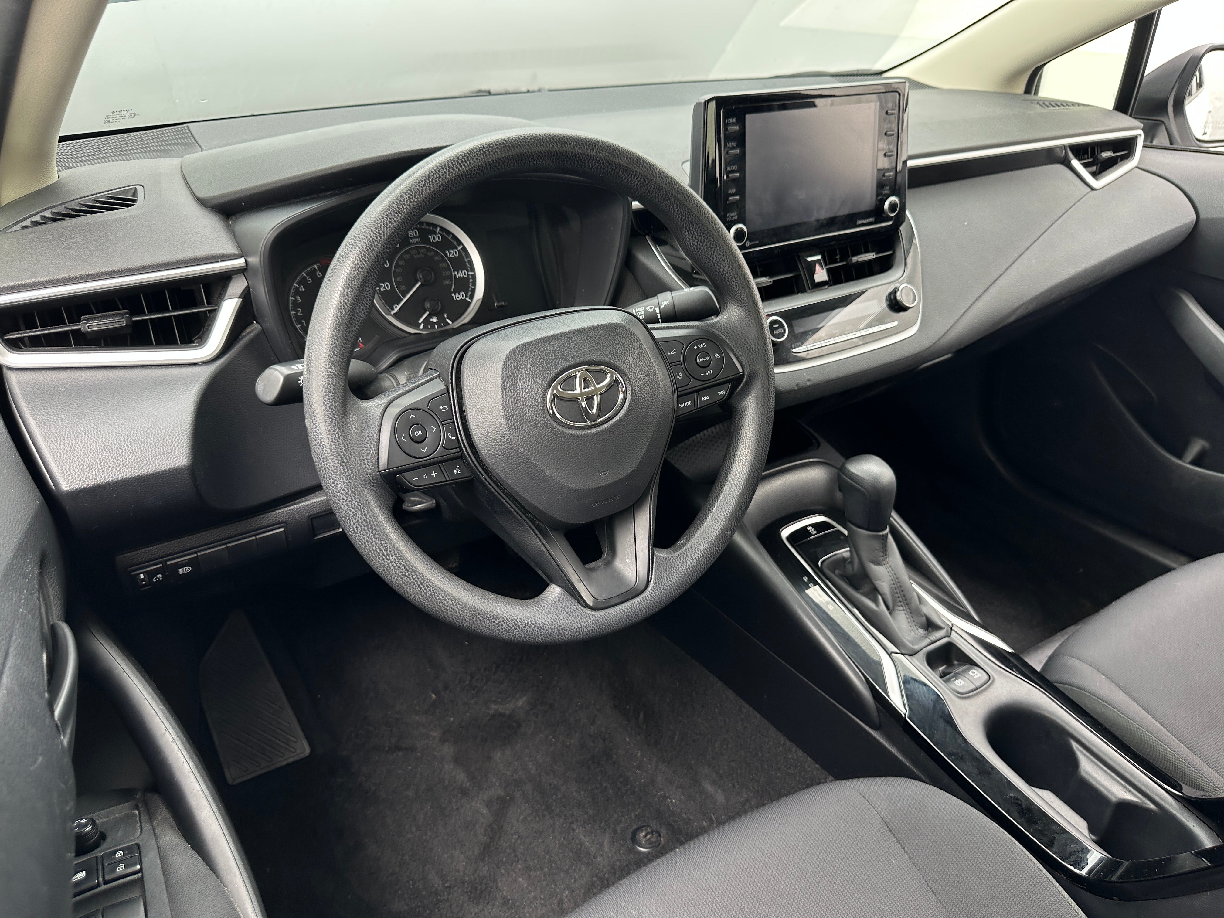 2022 Toyota Corolla LE 3