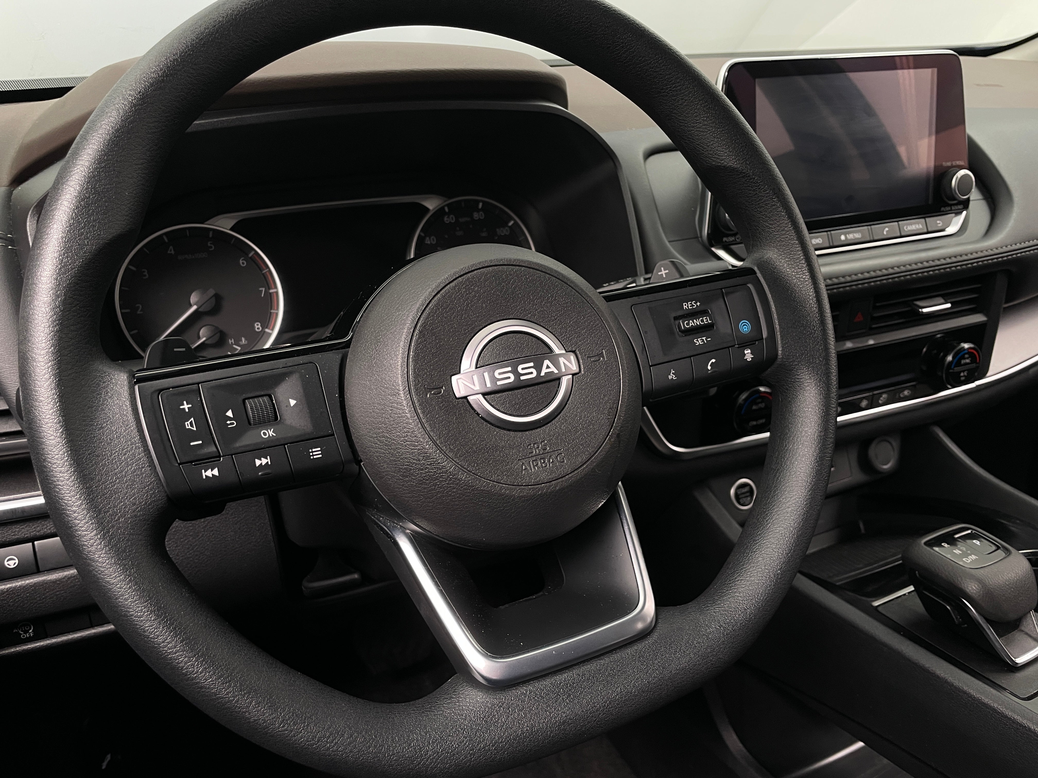 2023 Nissan Rogue SV 5