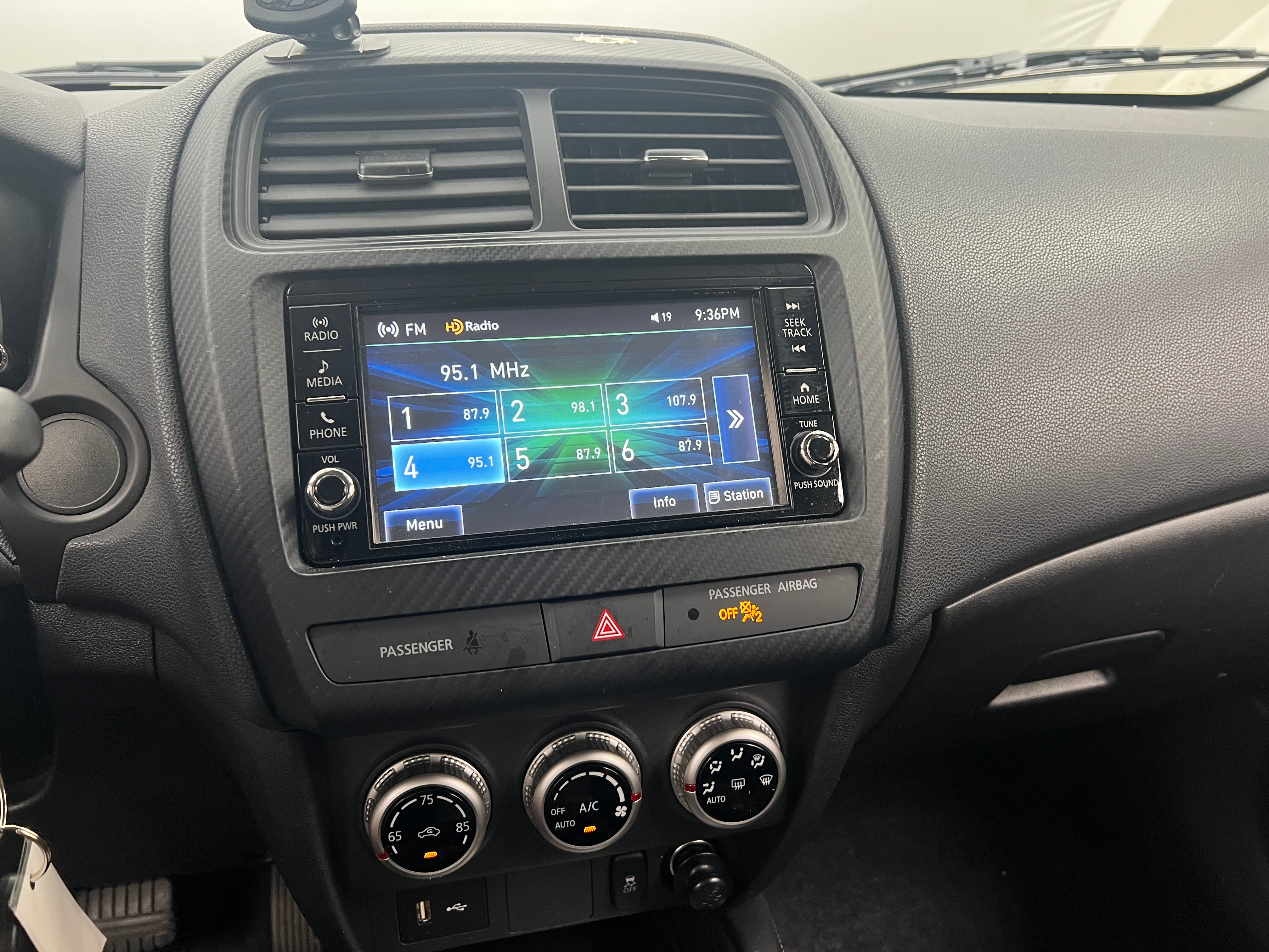 2021 Mitsubishi Outlander Sport ES 4