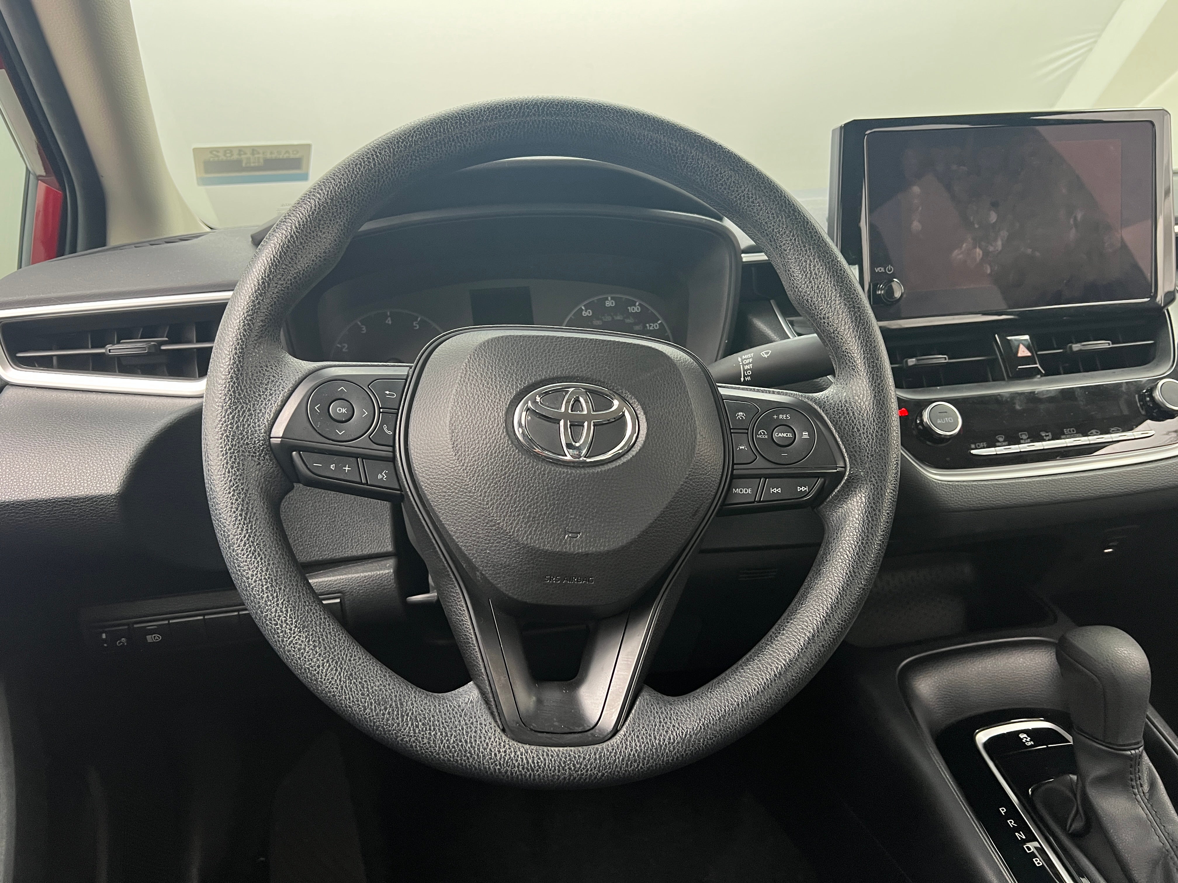 2023 Toyota Corolla LE 5