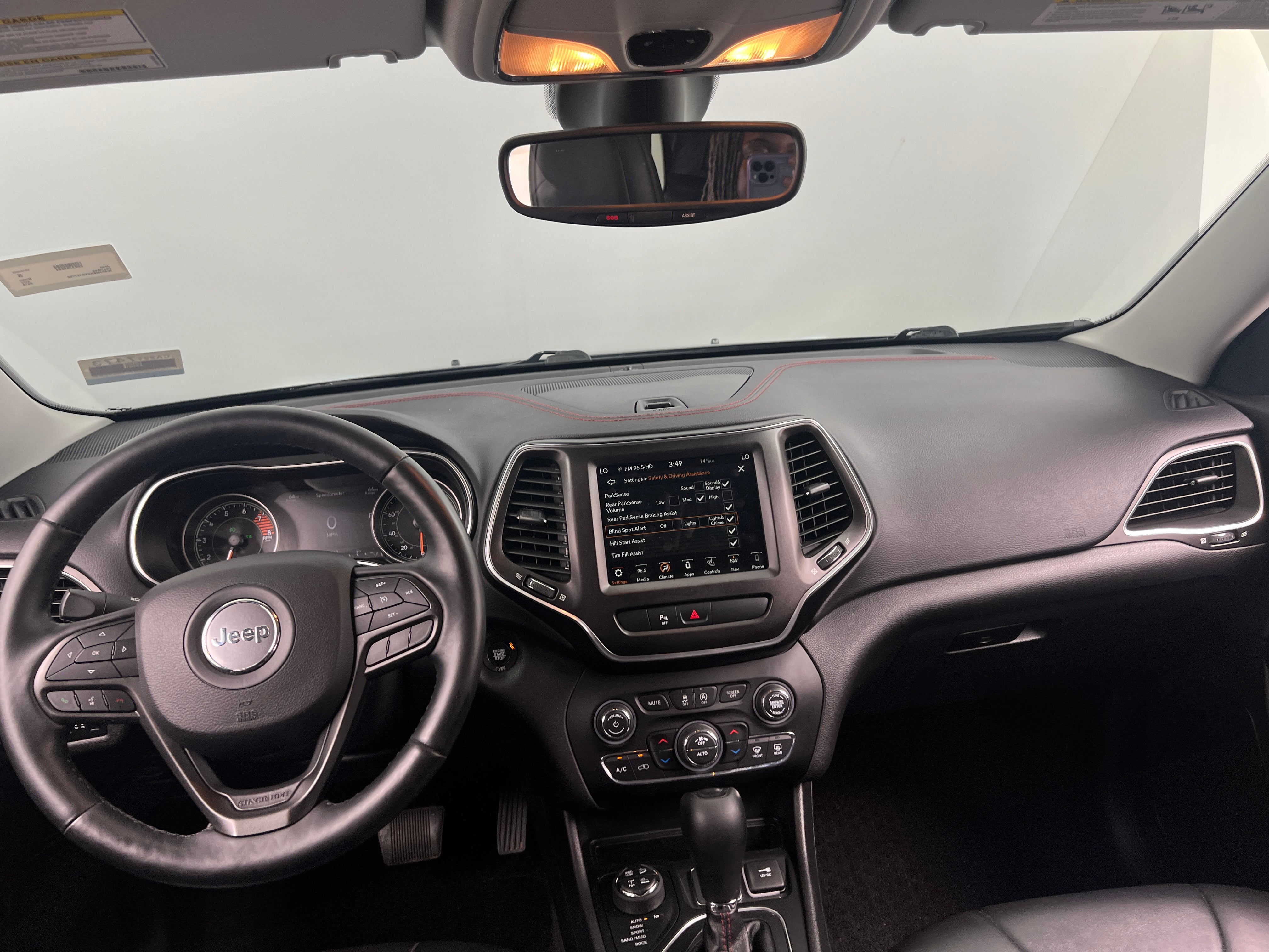 2019 Jeep Cherokee Trailhawk 3
