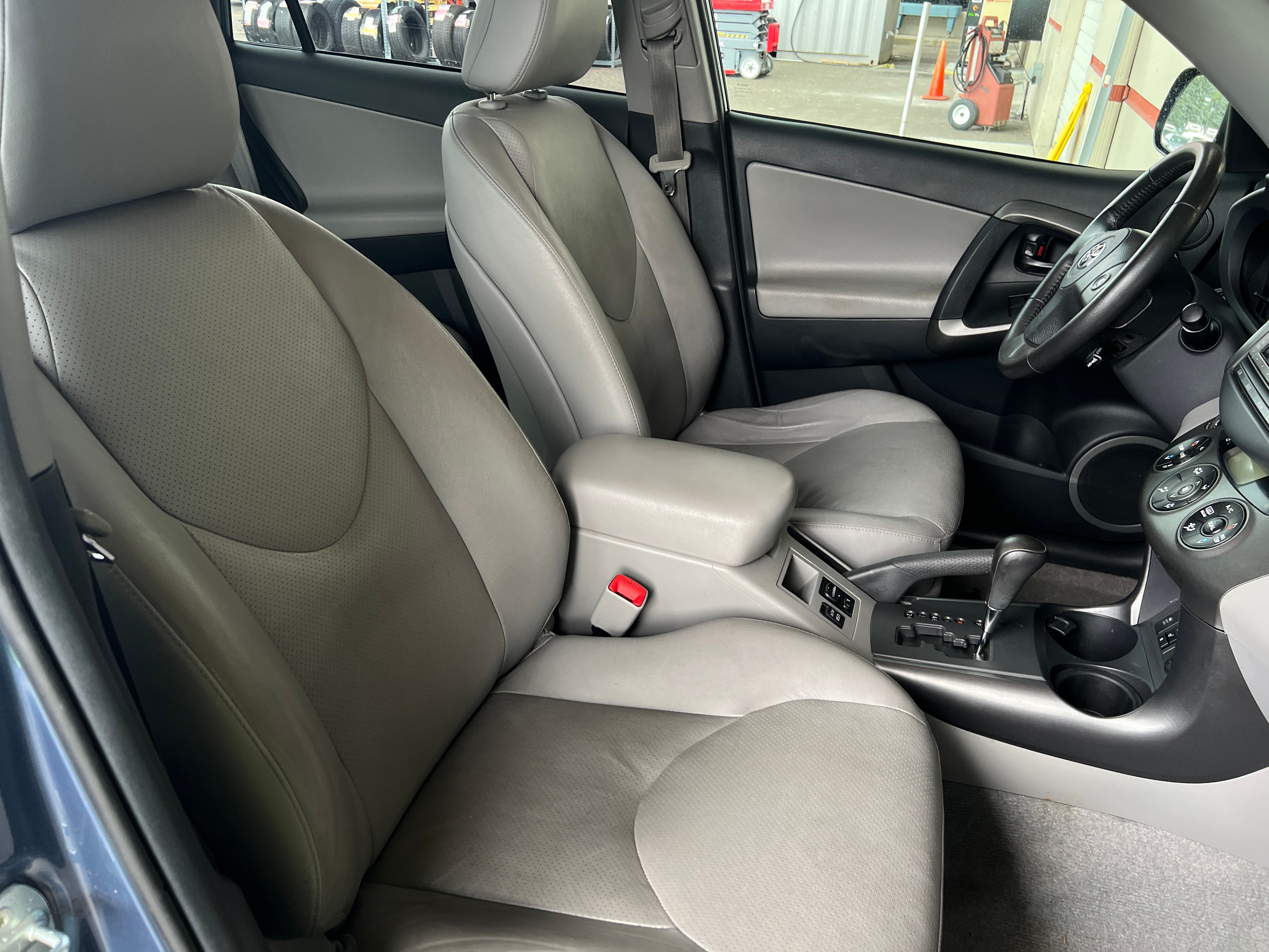2012 Toyota RAV4 Limited 2