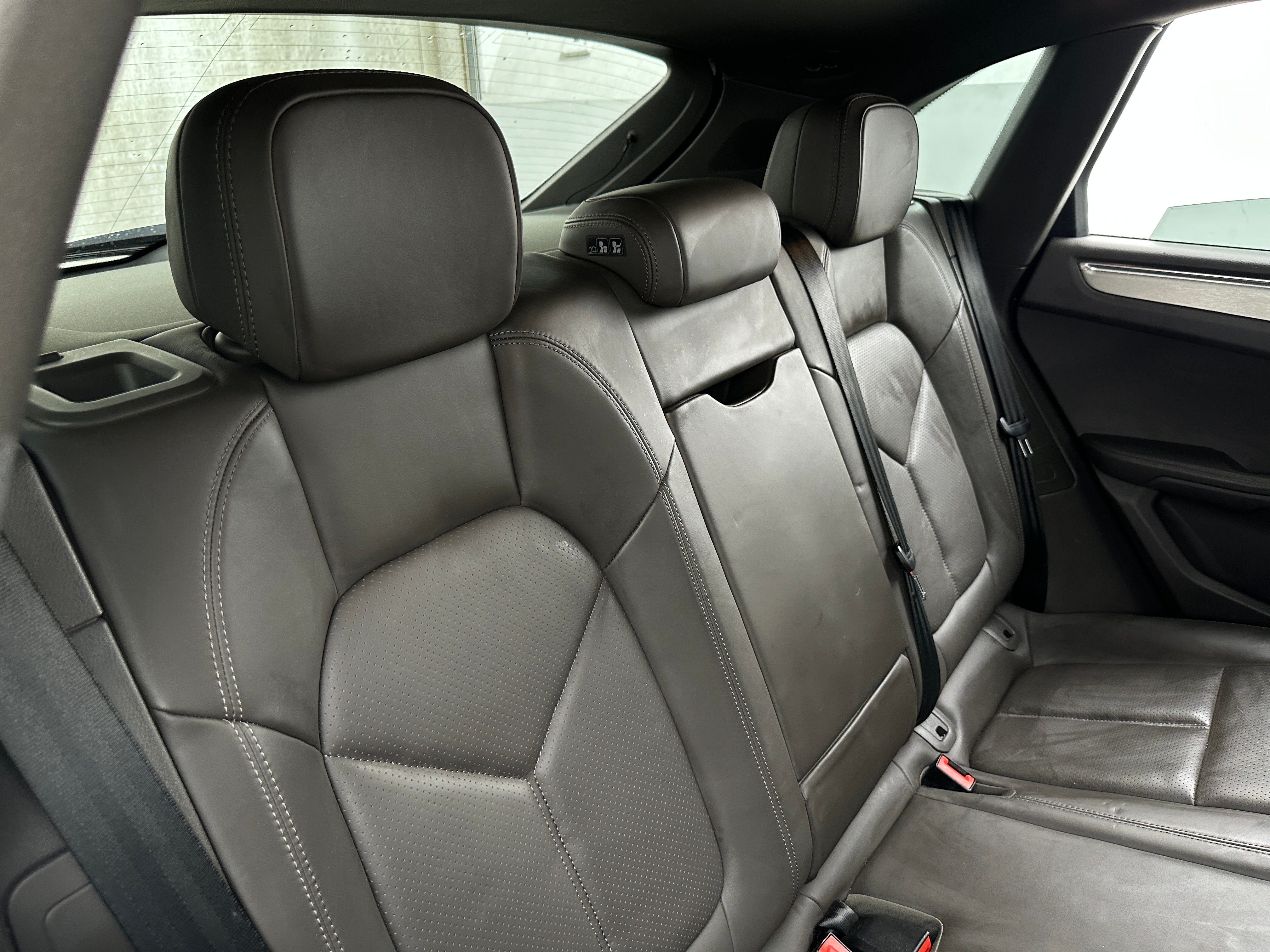 2016 Porsche Macan S 5