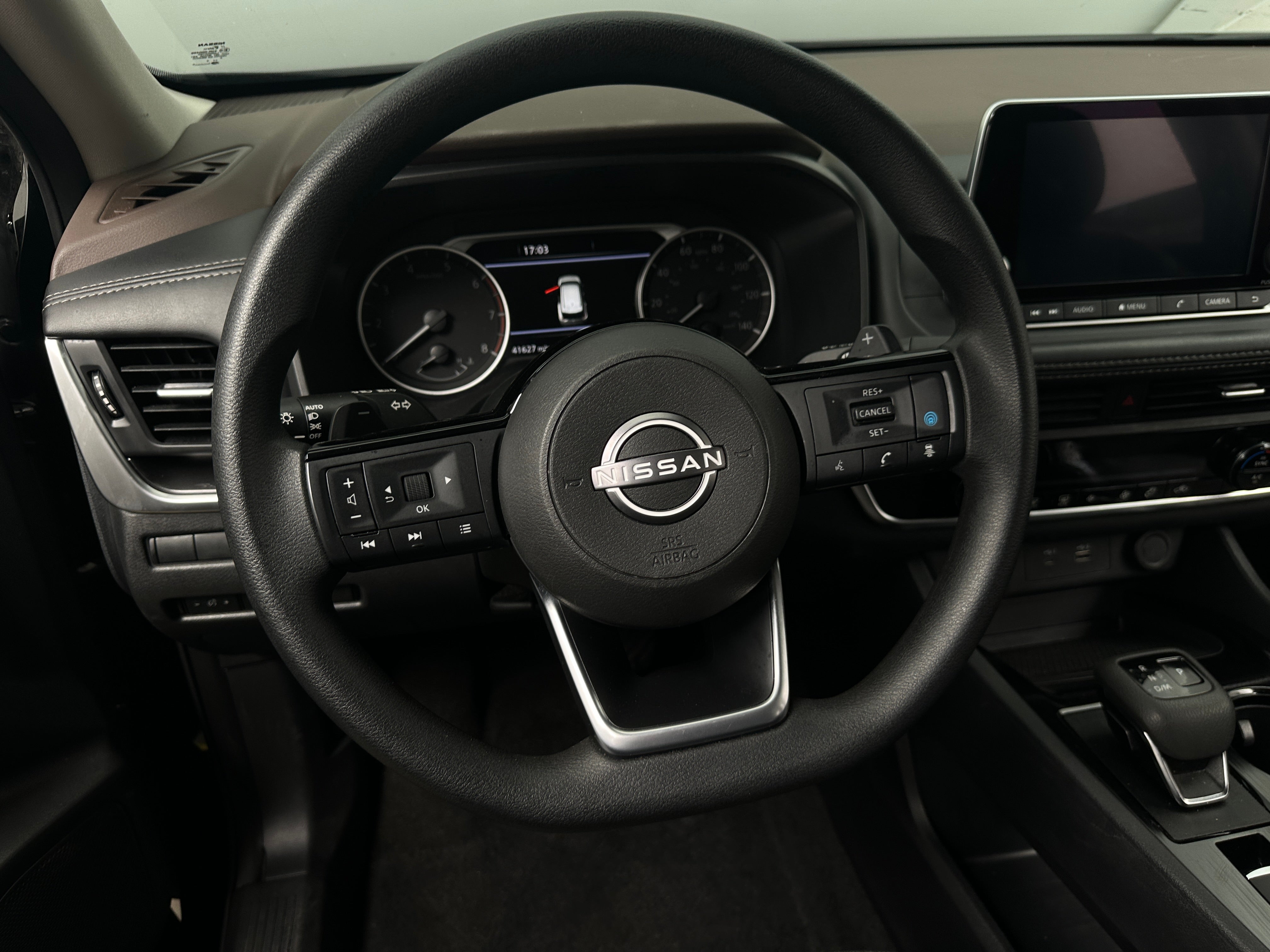 2023 Nissan Rogue SV 5