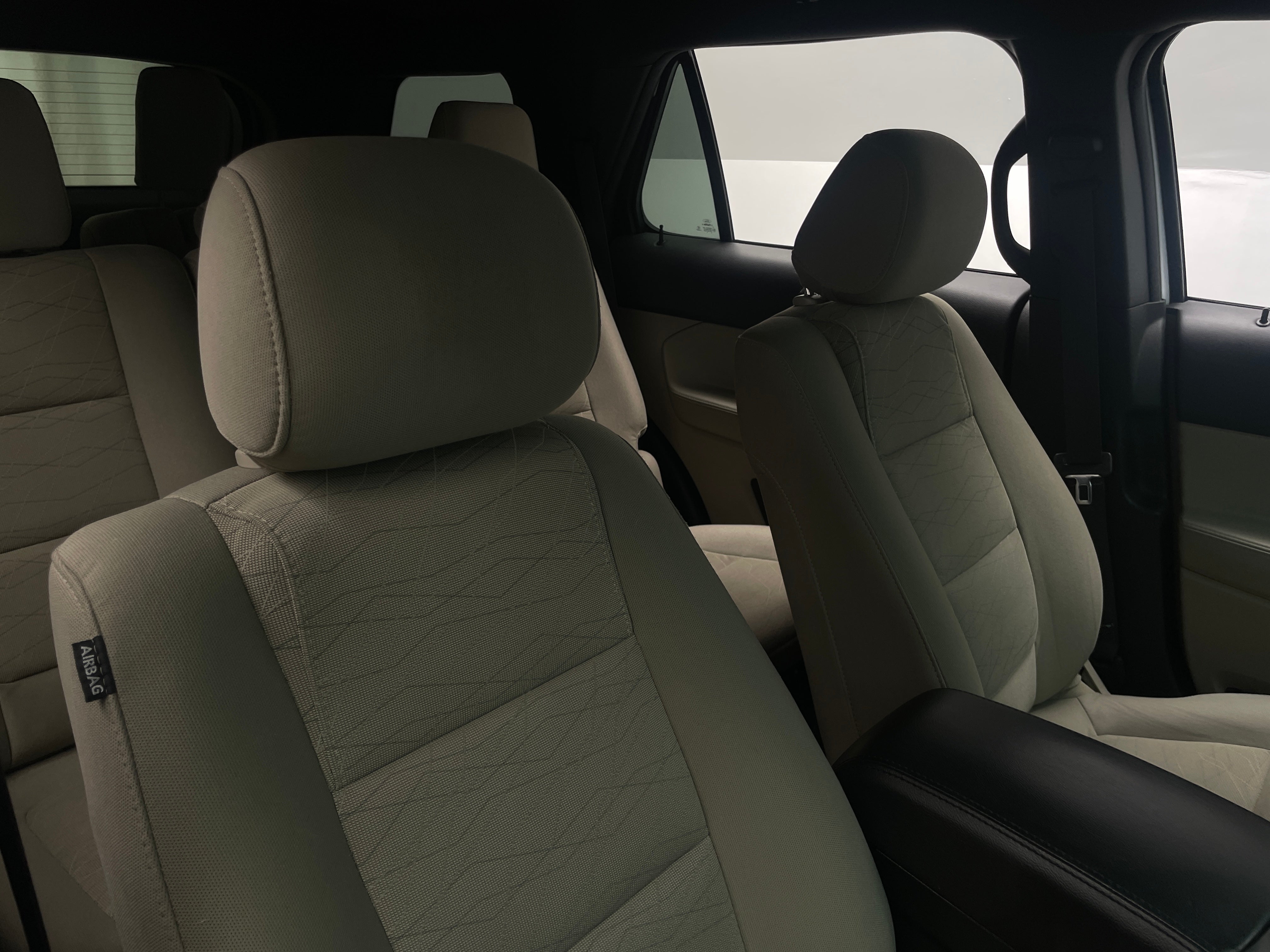 2015 Ford Explorer Base 2