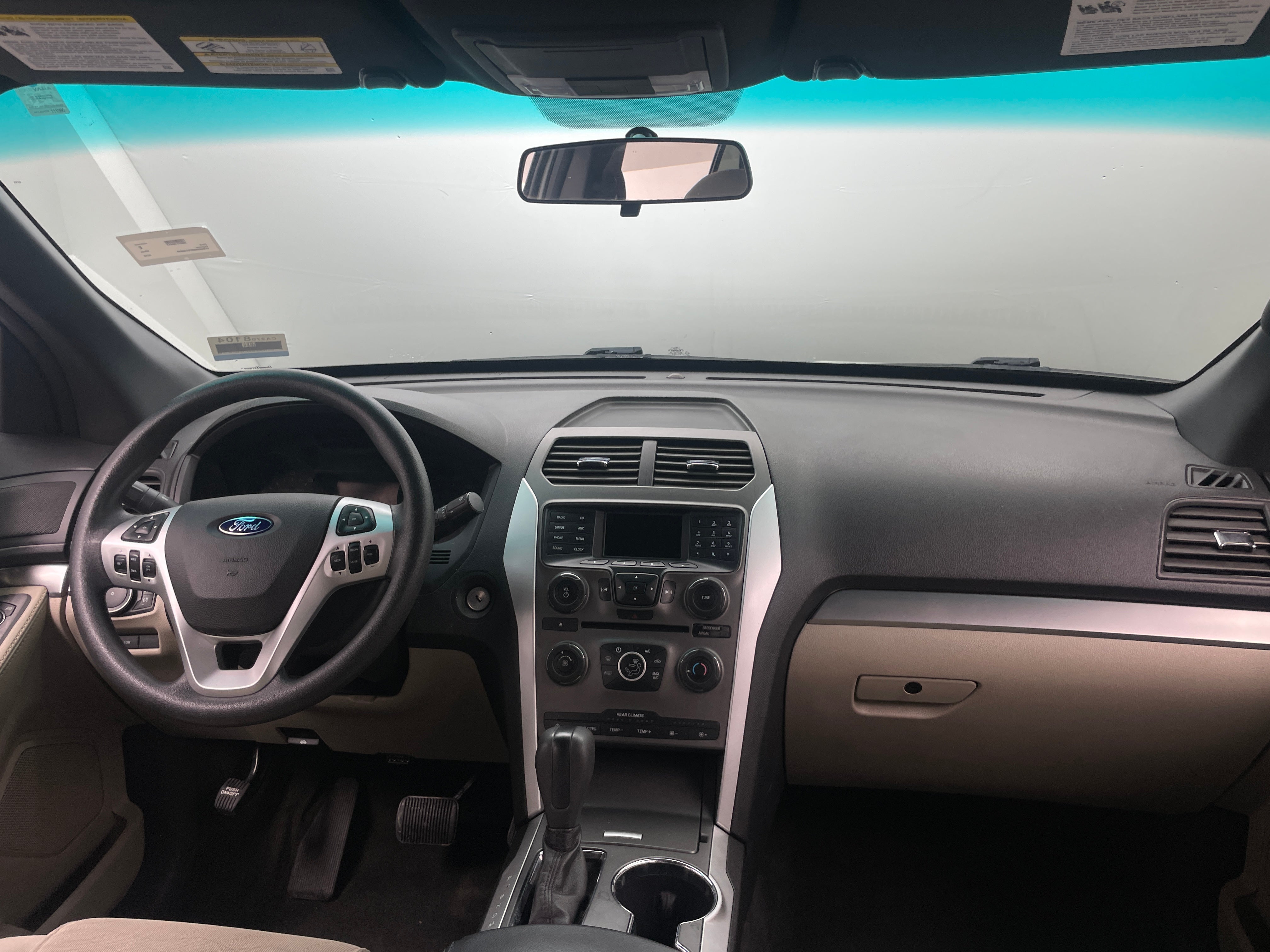 2015 Ford Explorer Base 3