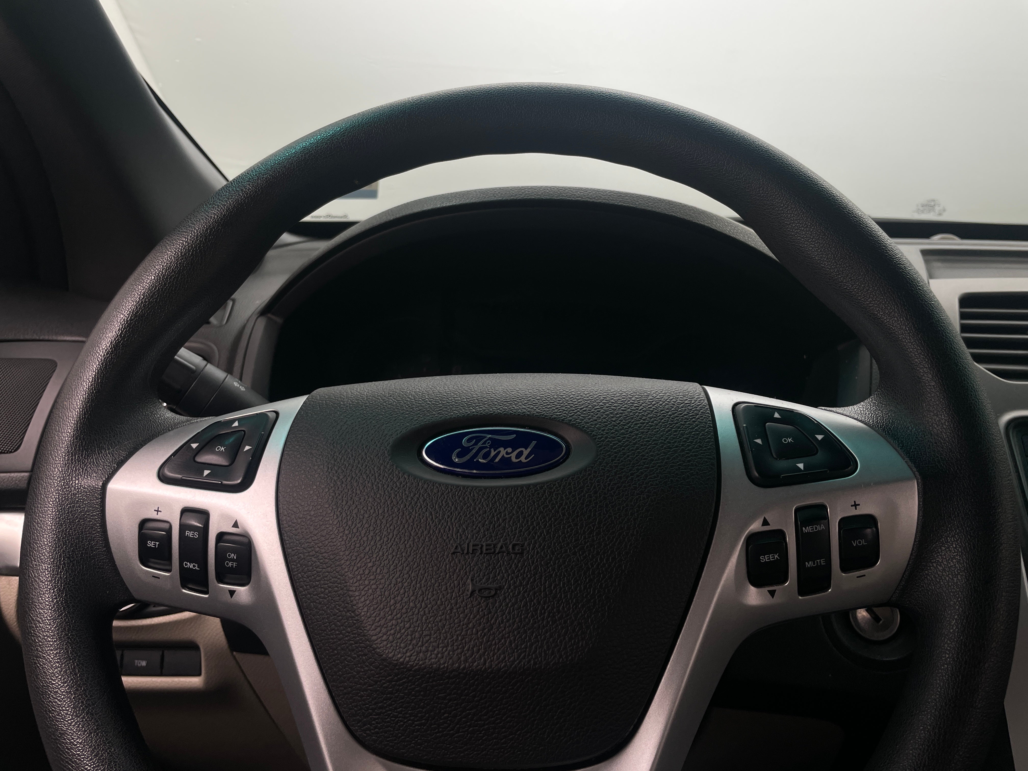 2015 Ford Explorer Base 5