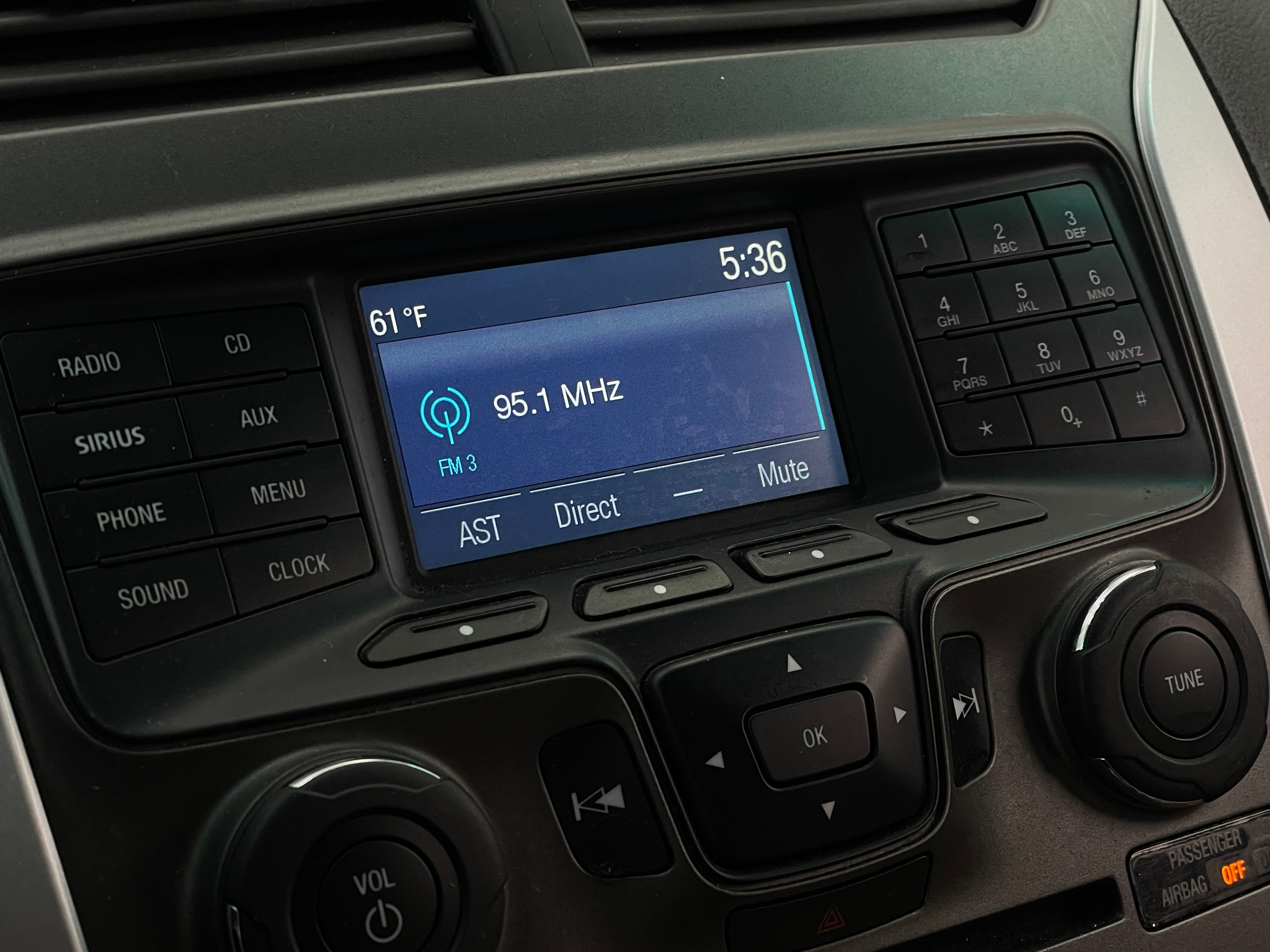 2015 Ford Explorer Base 4