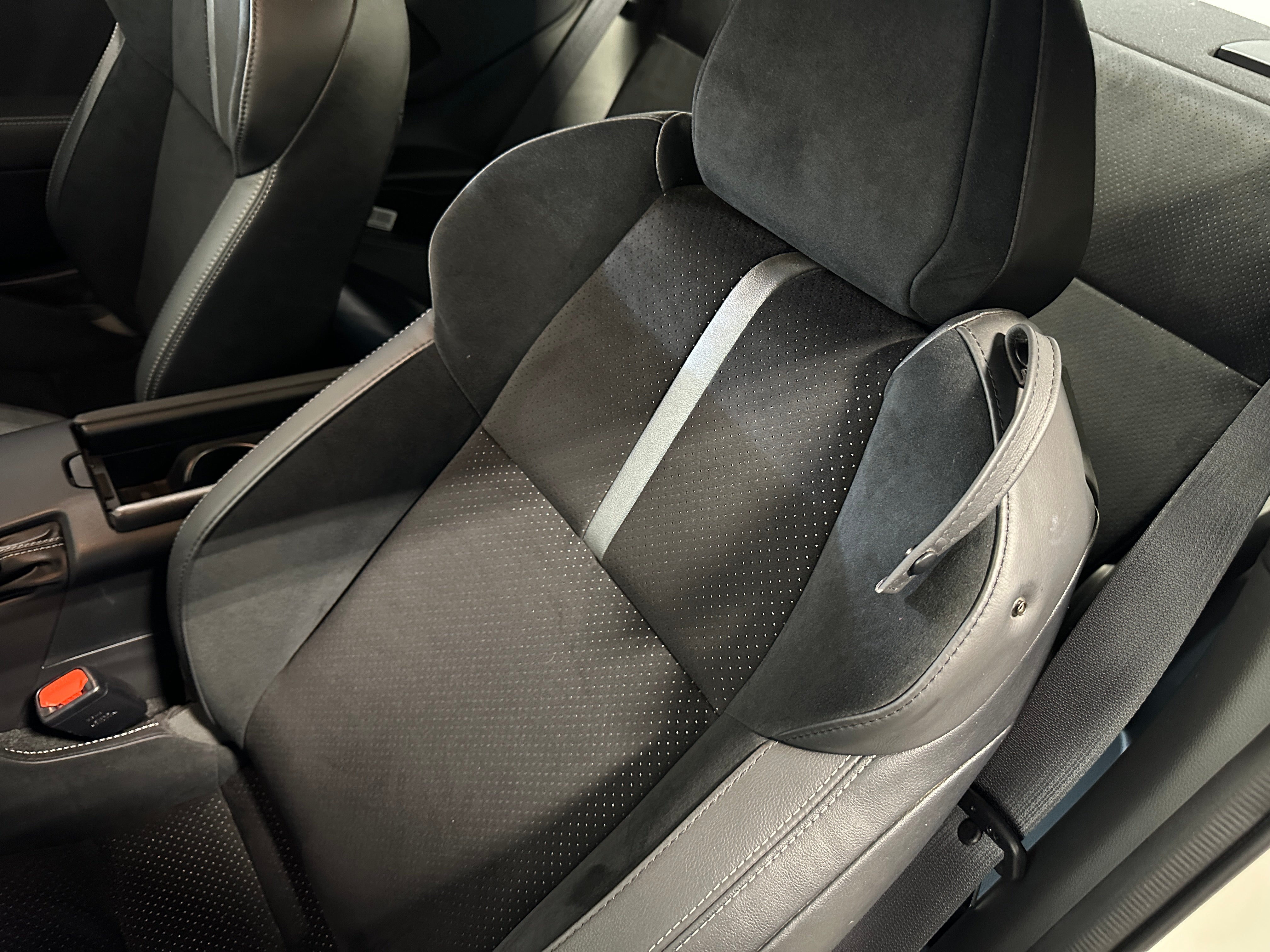 2024 Toyota GR86 Premium 2