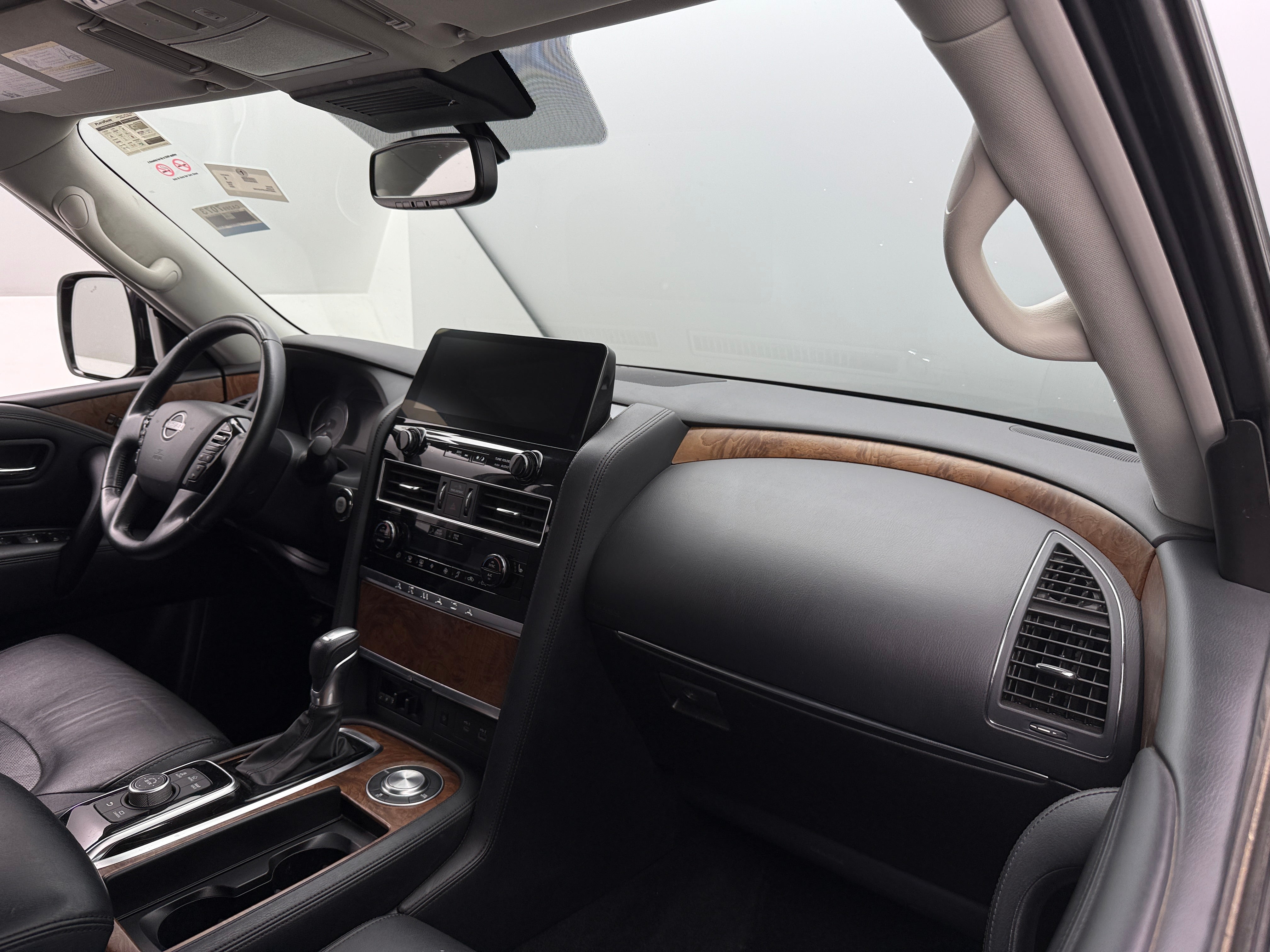 2023 Nissan Armada SL 3