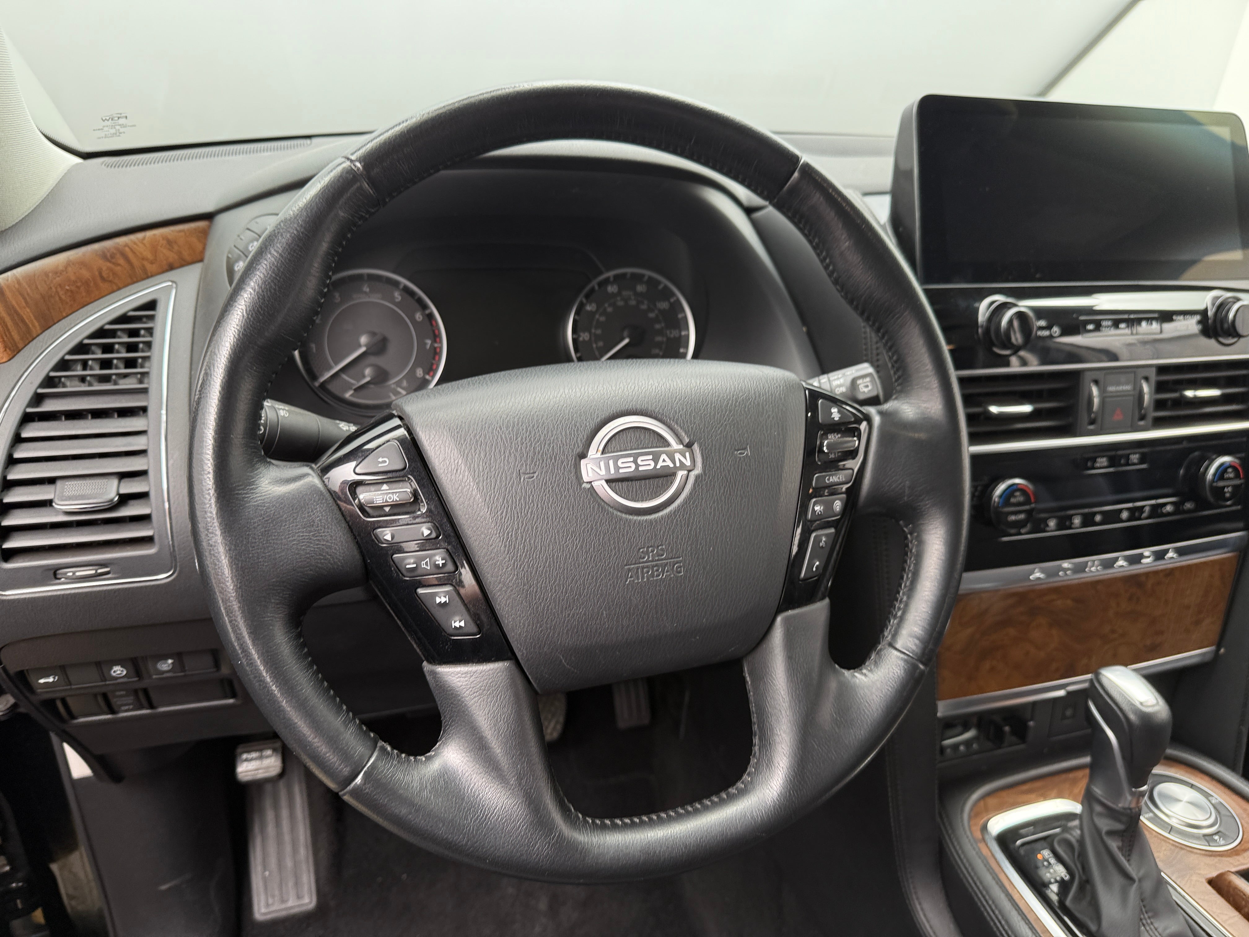 2023 Nissan Armada SL 5