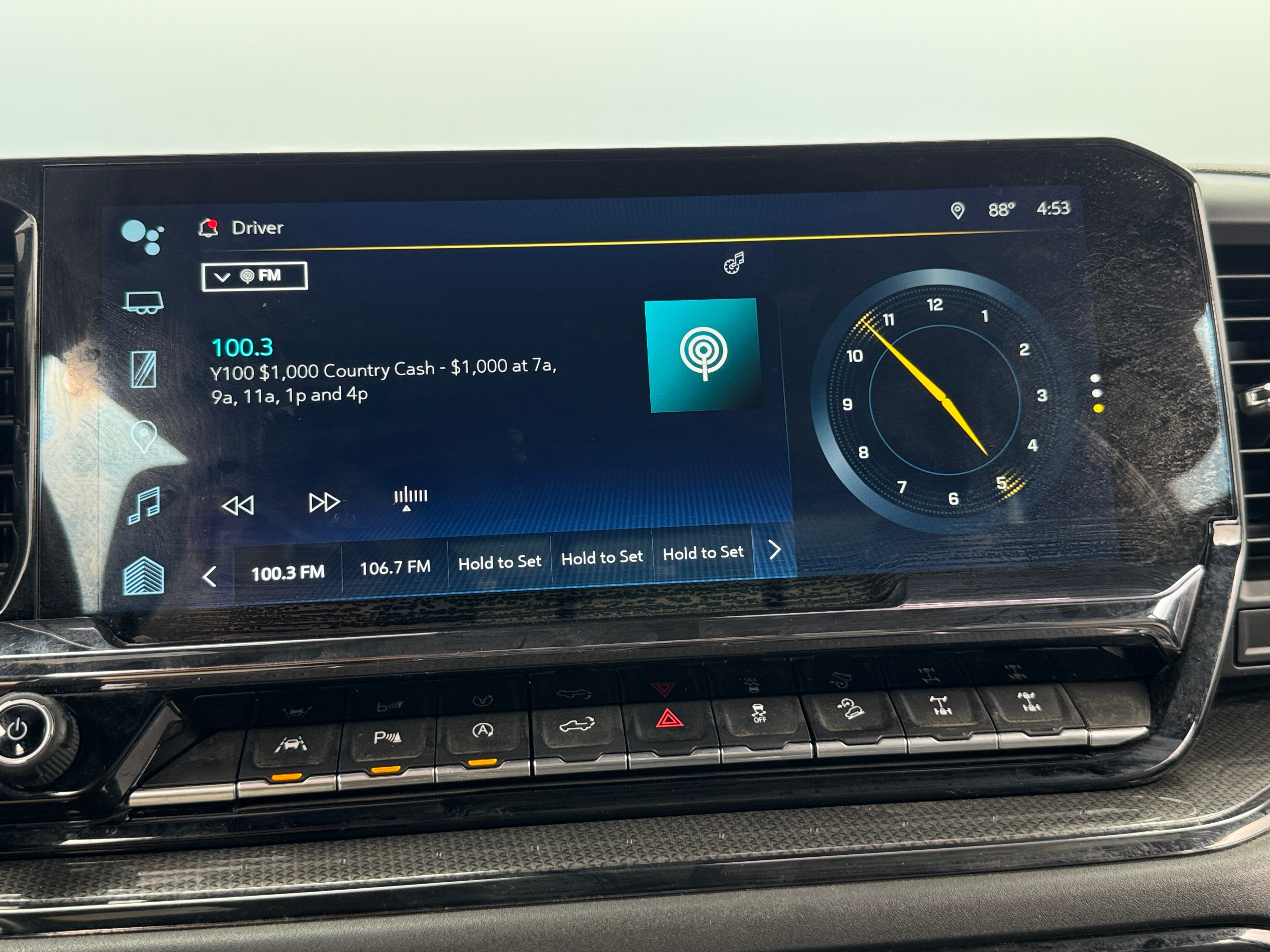 2022 Chevrolet Silverado 1500 ZR2 3