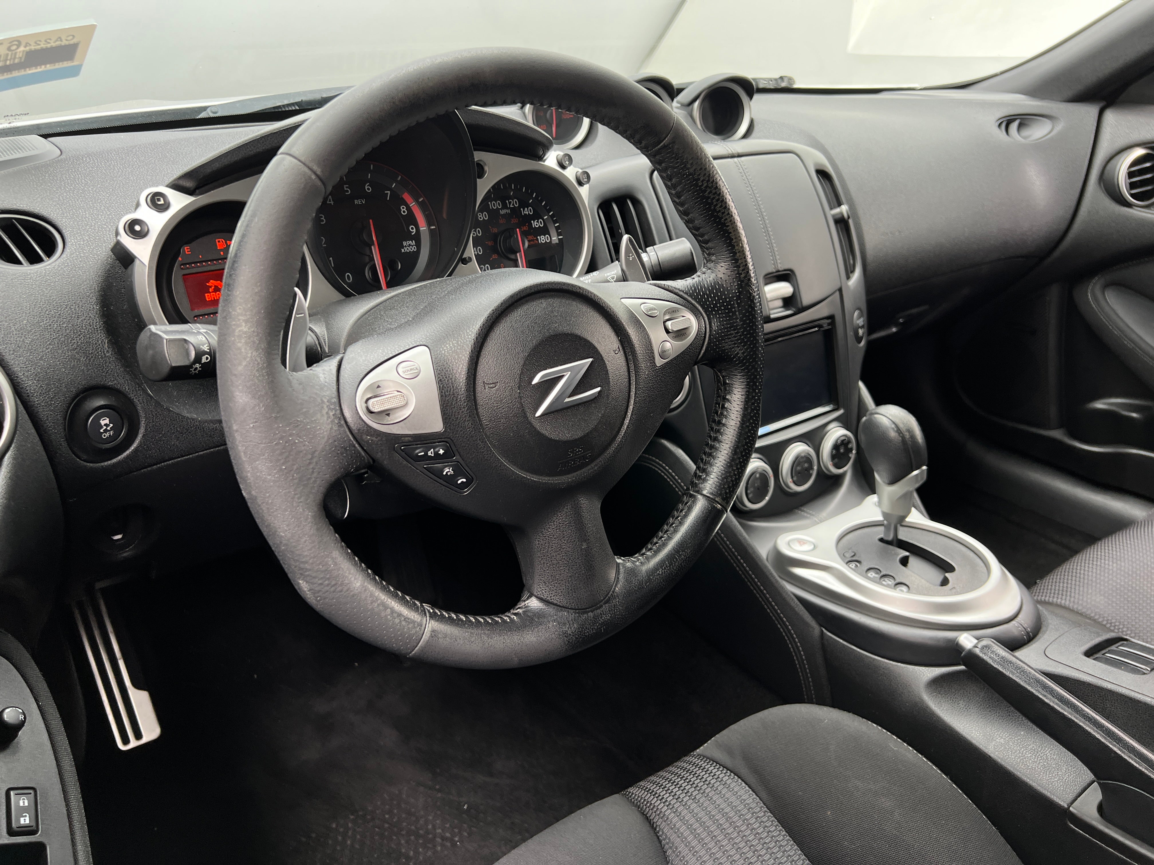 2016 Nissan Z Sport 4