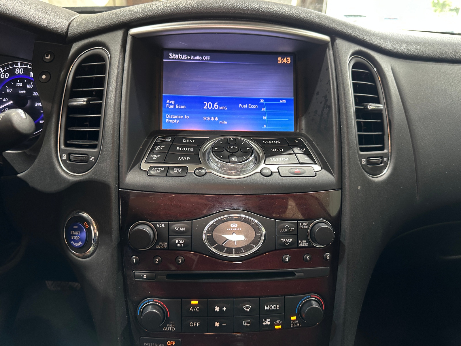 Thumbnail: 2017 INFINITI QX50 - 3