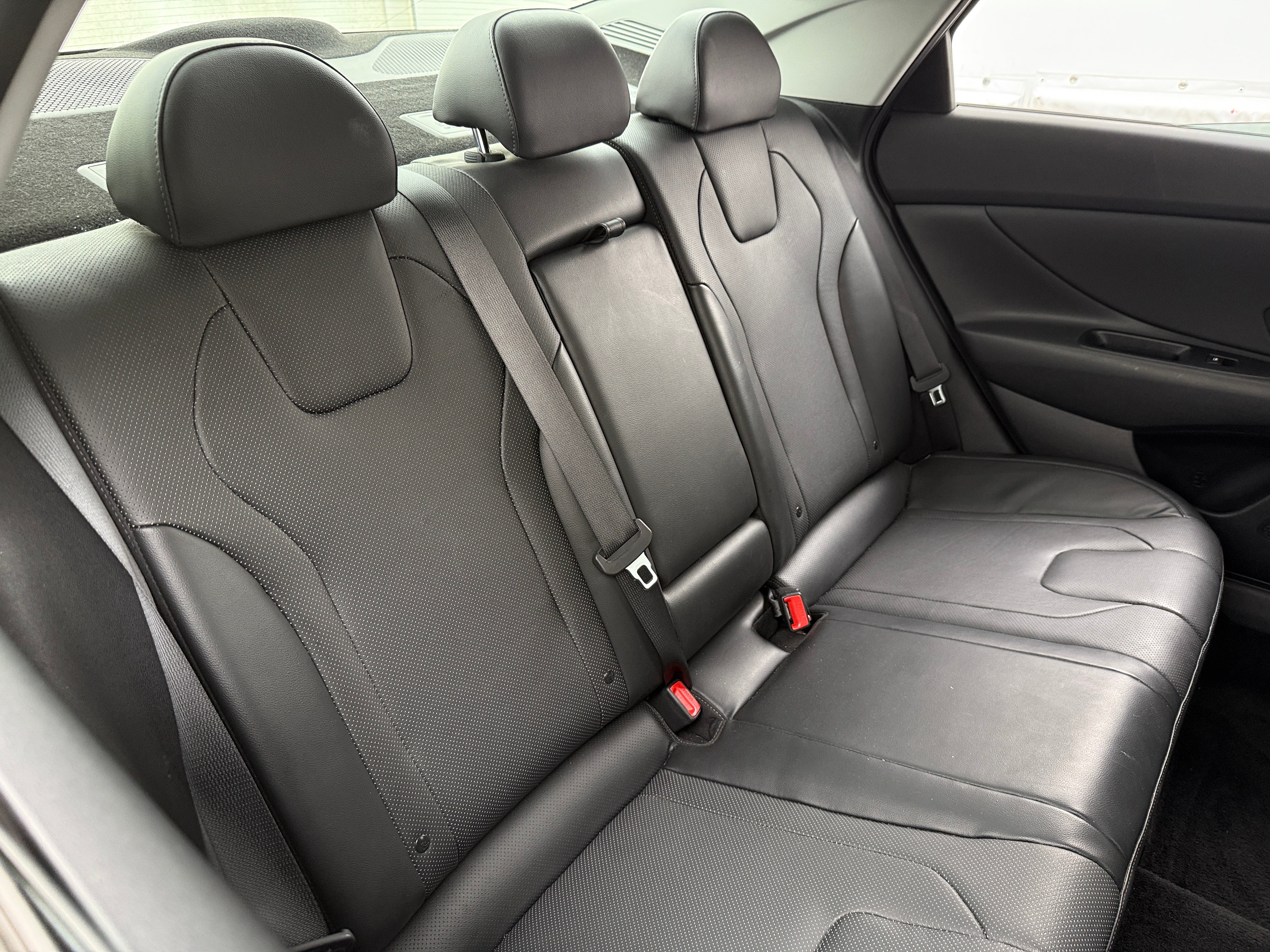 2023 Hyundai Elantra Limited Edition 5