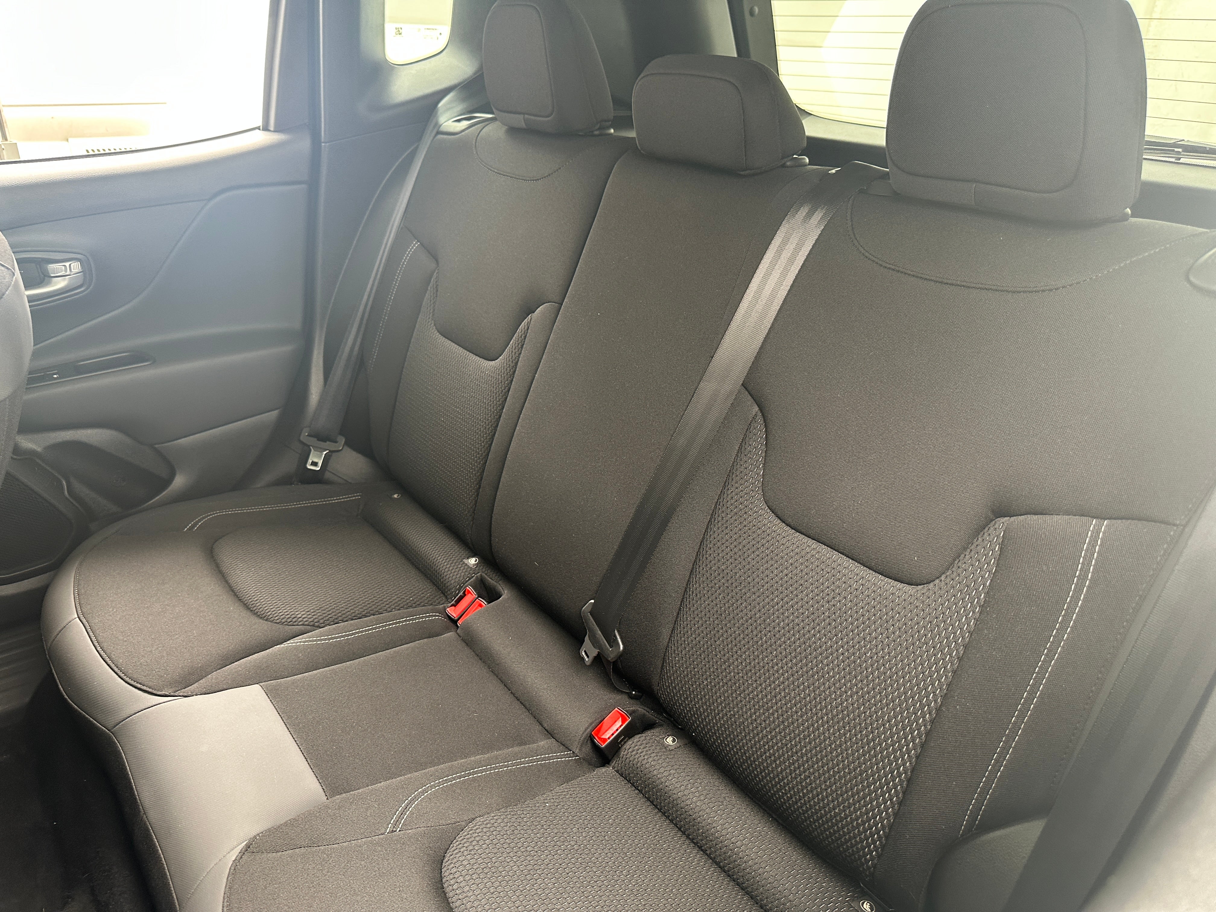2023 Jeep Renegade  6