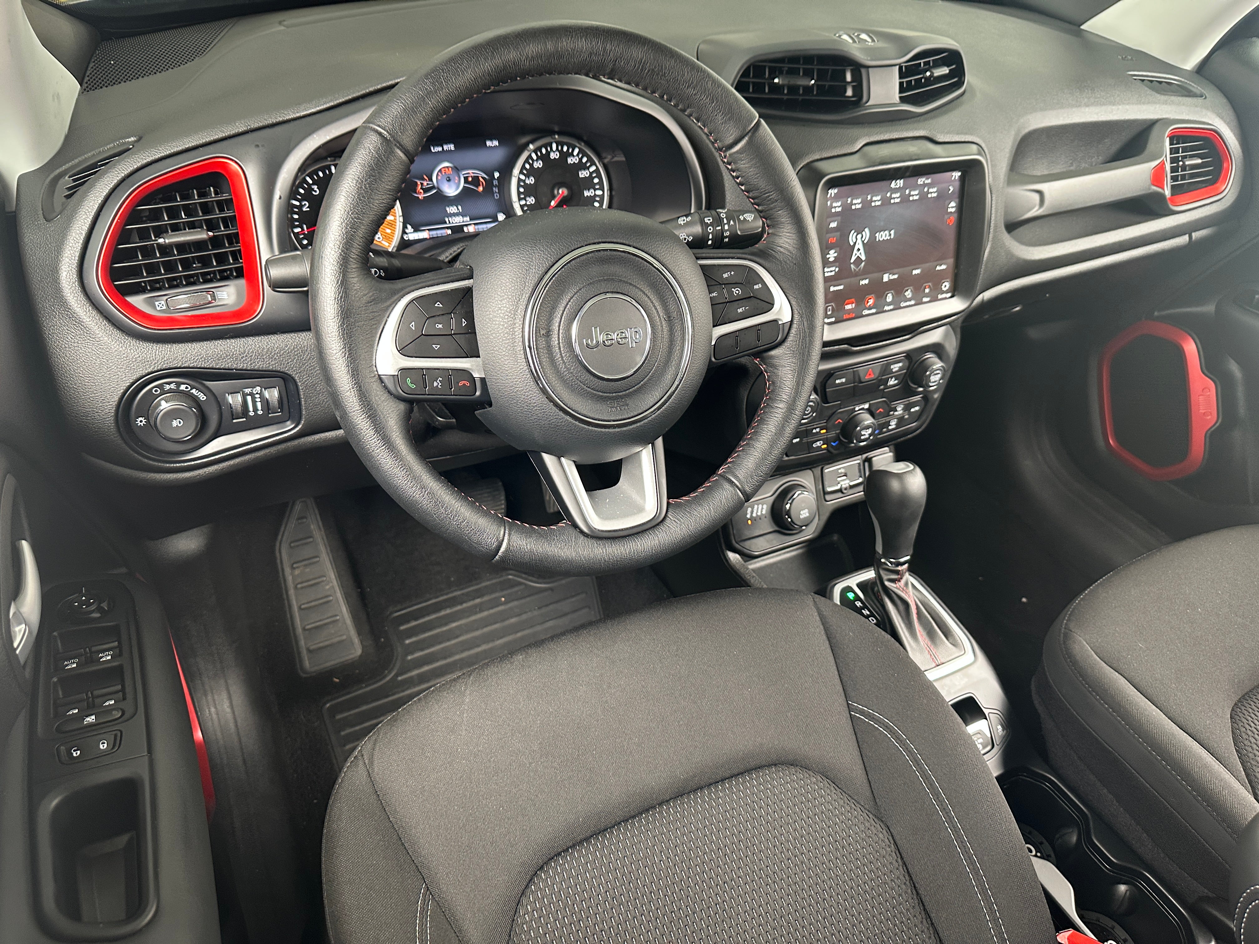2023 Jeep Renegade  3