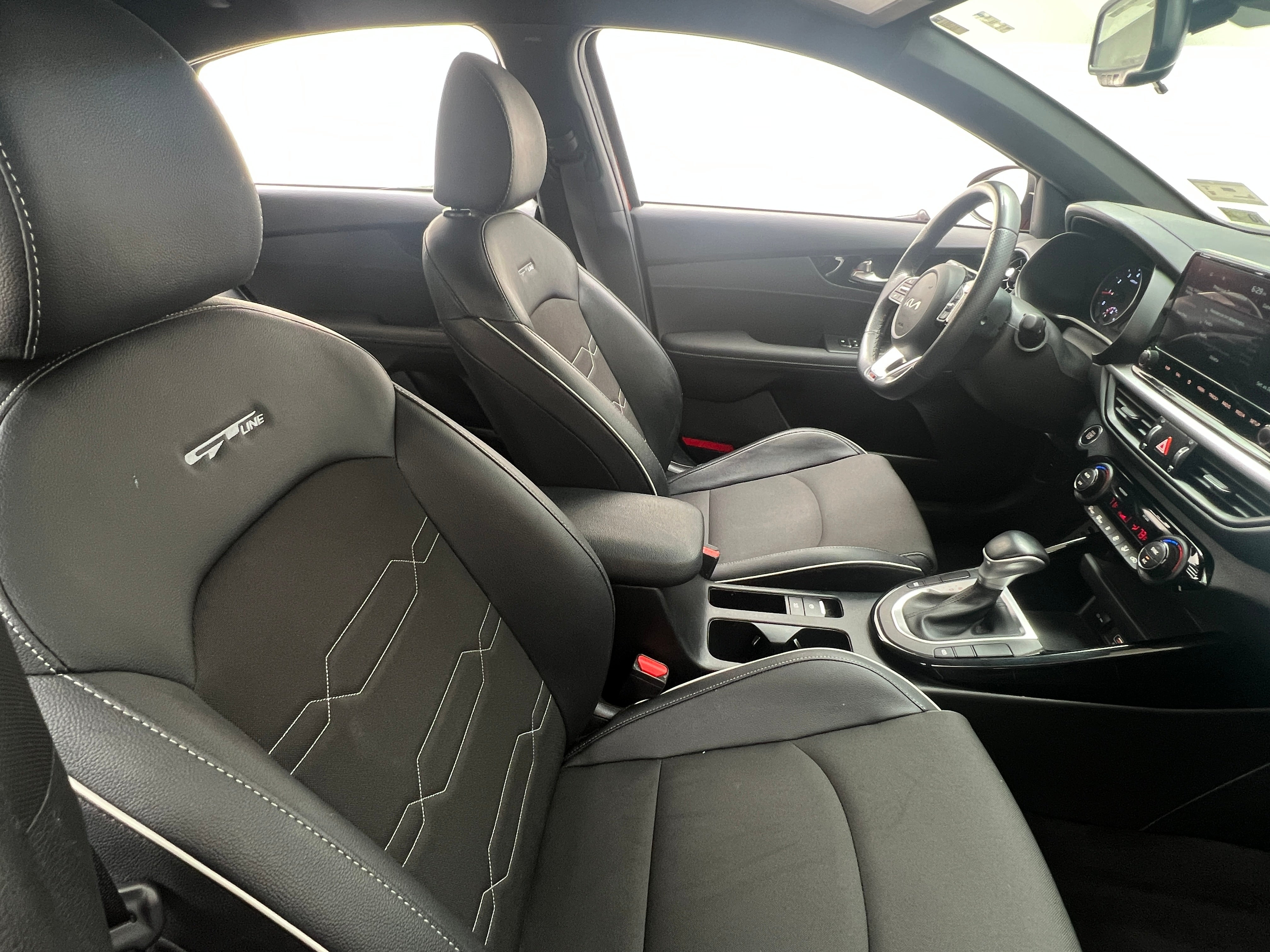 2023 Kia Forte GT-Line 2