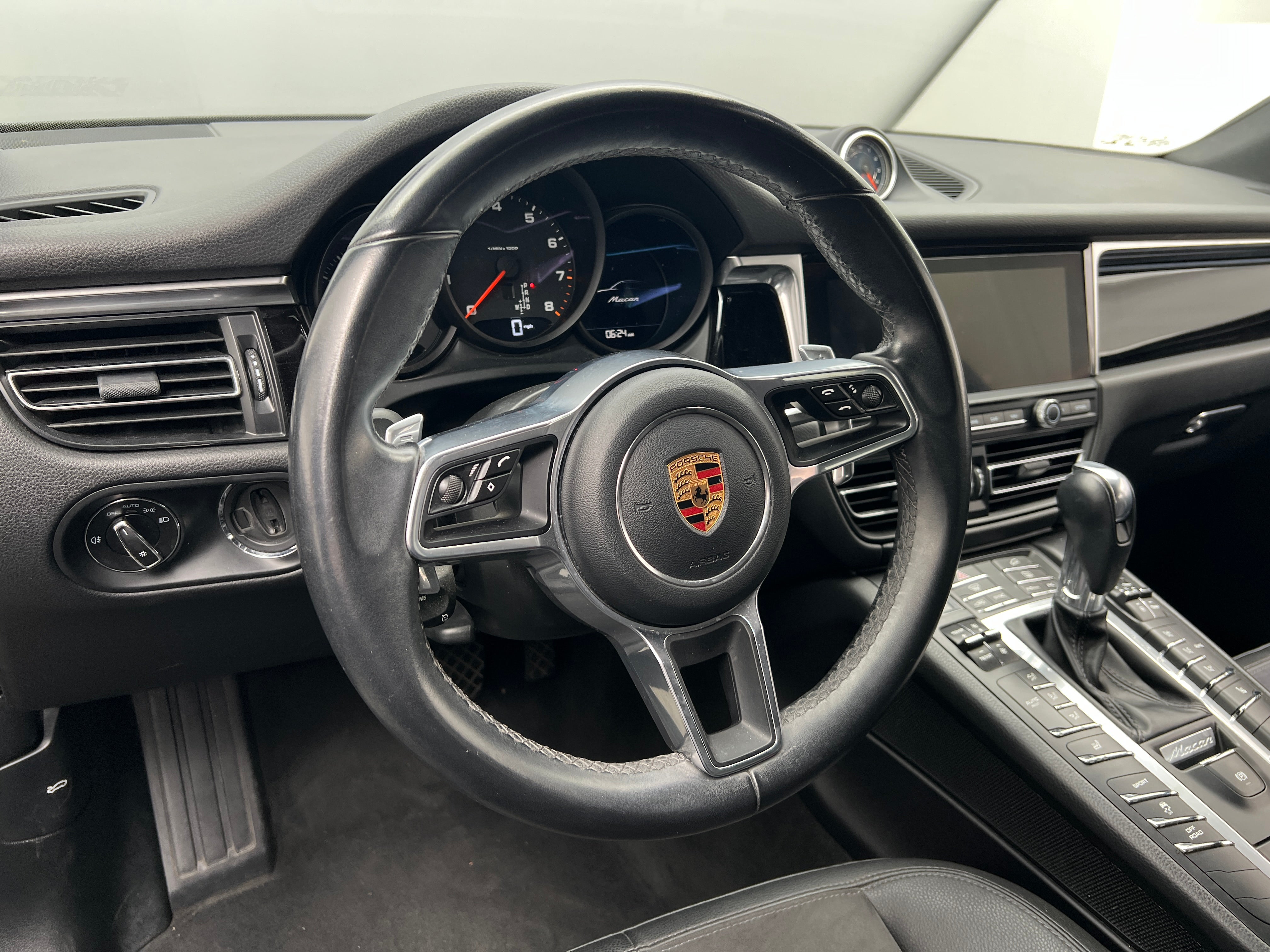 2019 Porsche Macan Base 4