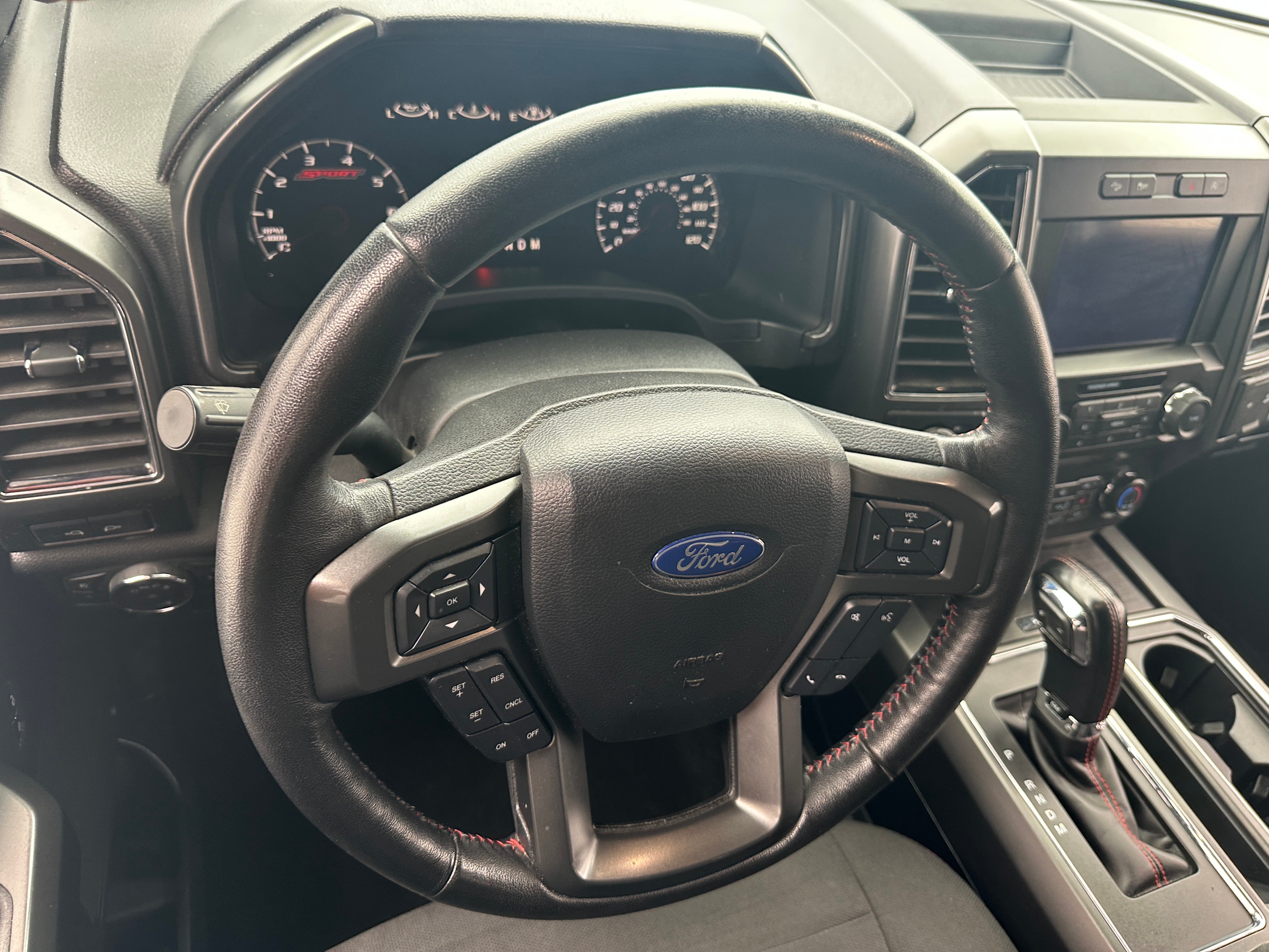 2019 Ford Econoline E-150 5