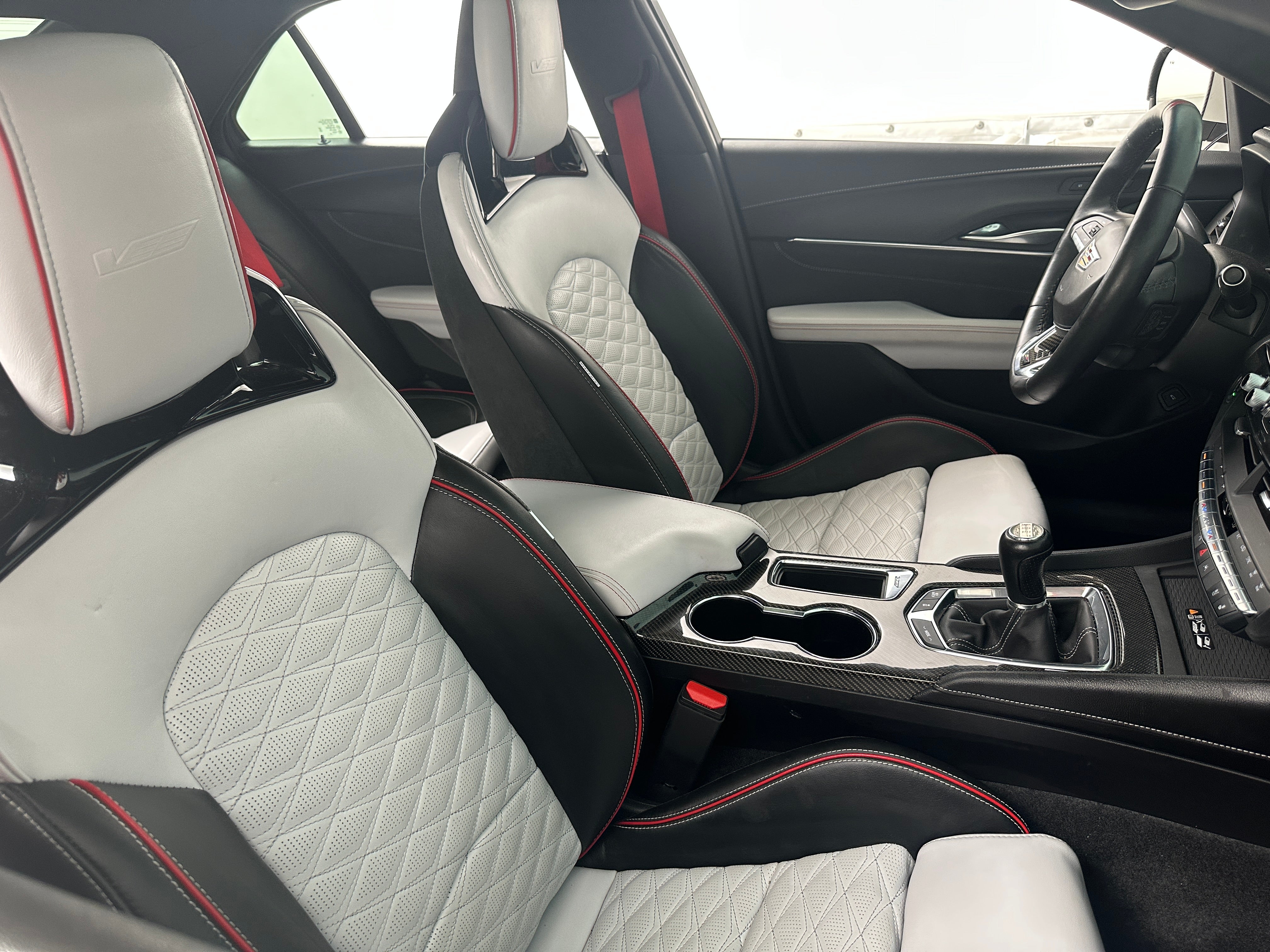 2023 Cadillac CT4 V 2