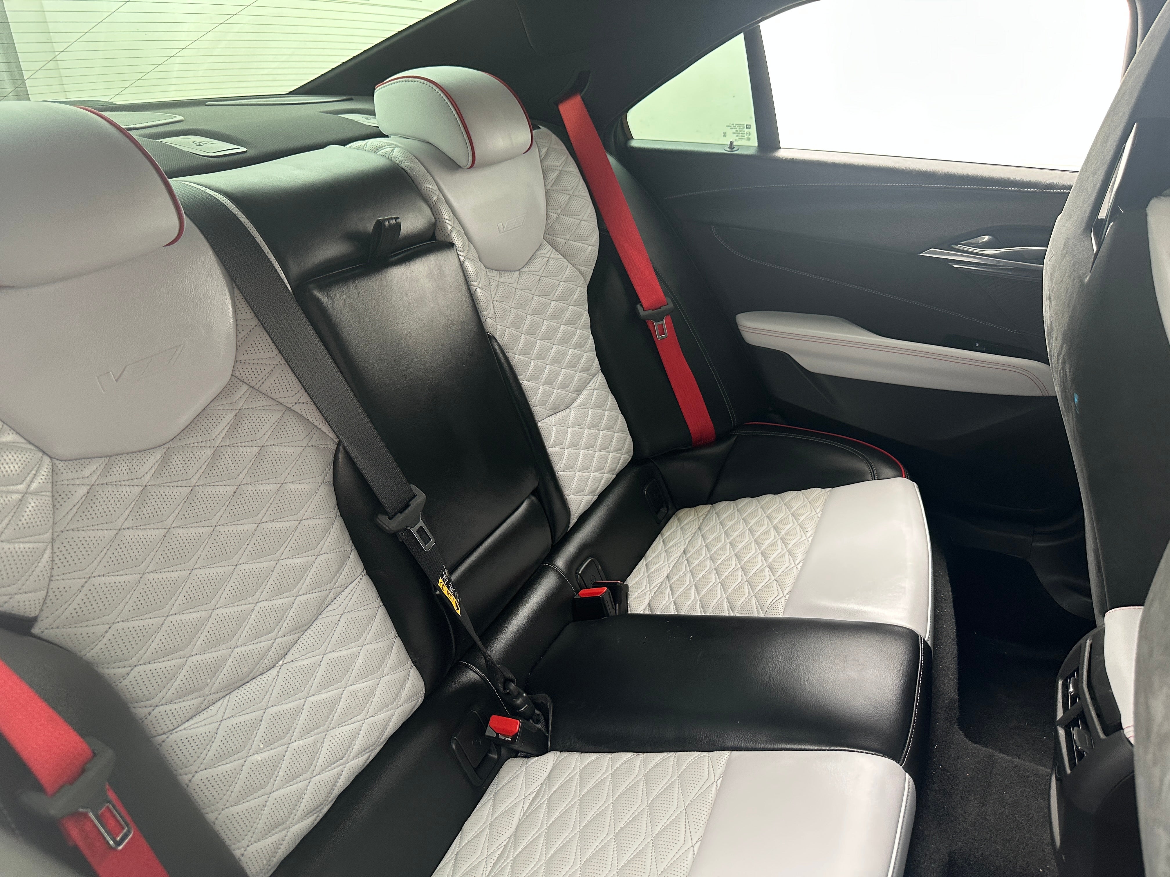 2023 Cadillac CT4 V 6