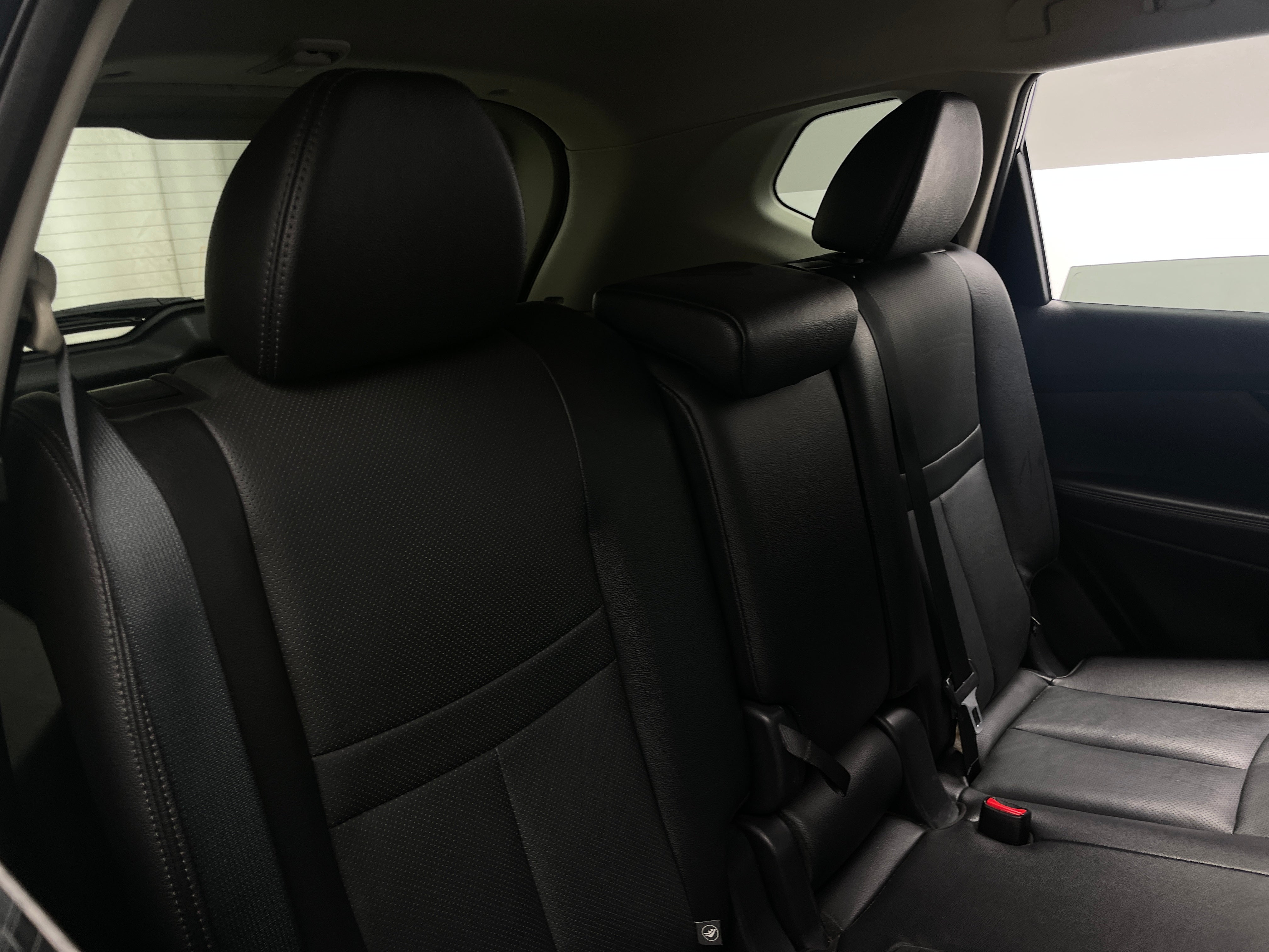2016 Nissan Rogue SL 6