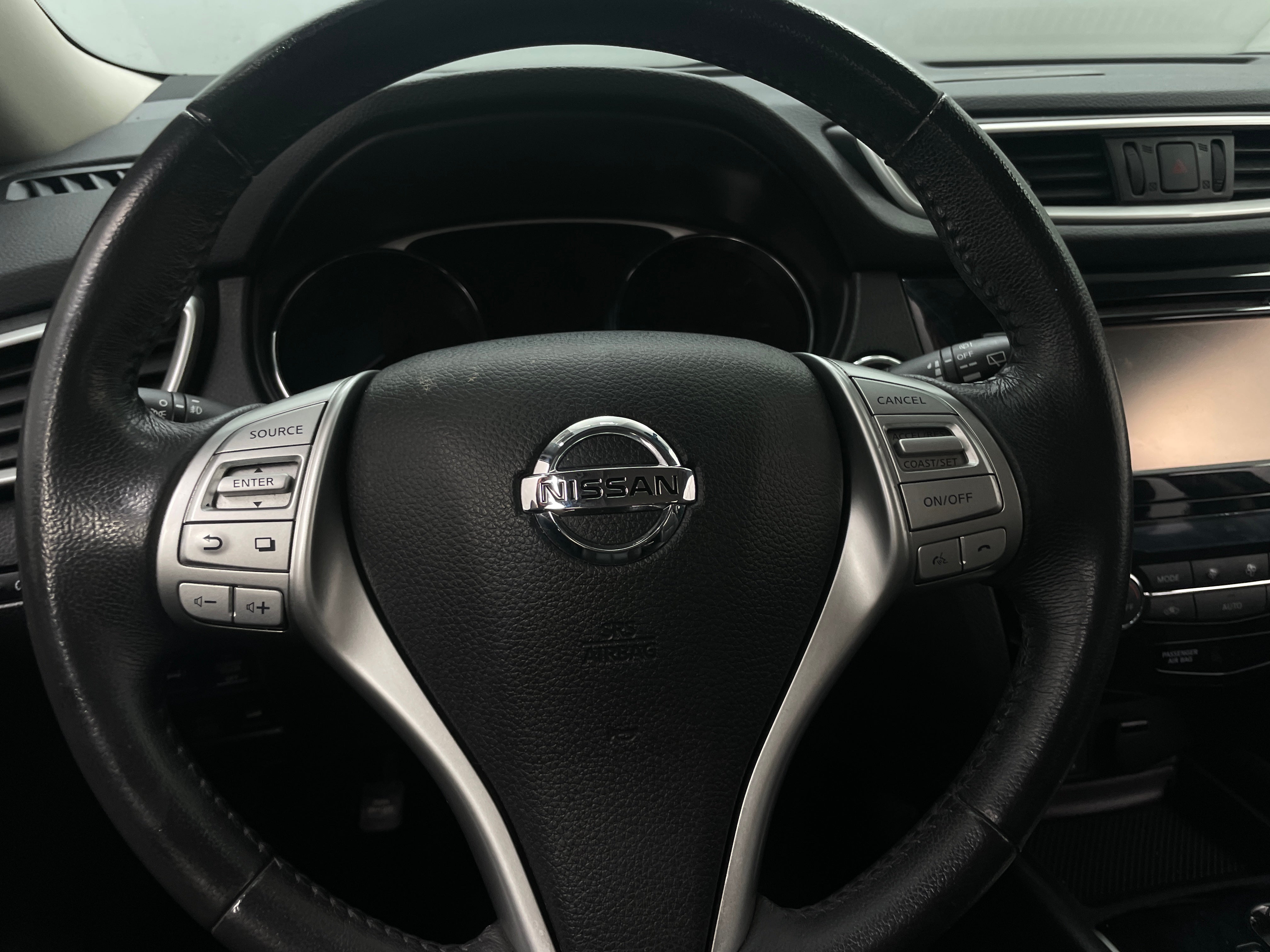 2016 Nissan Rogue SL 5