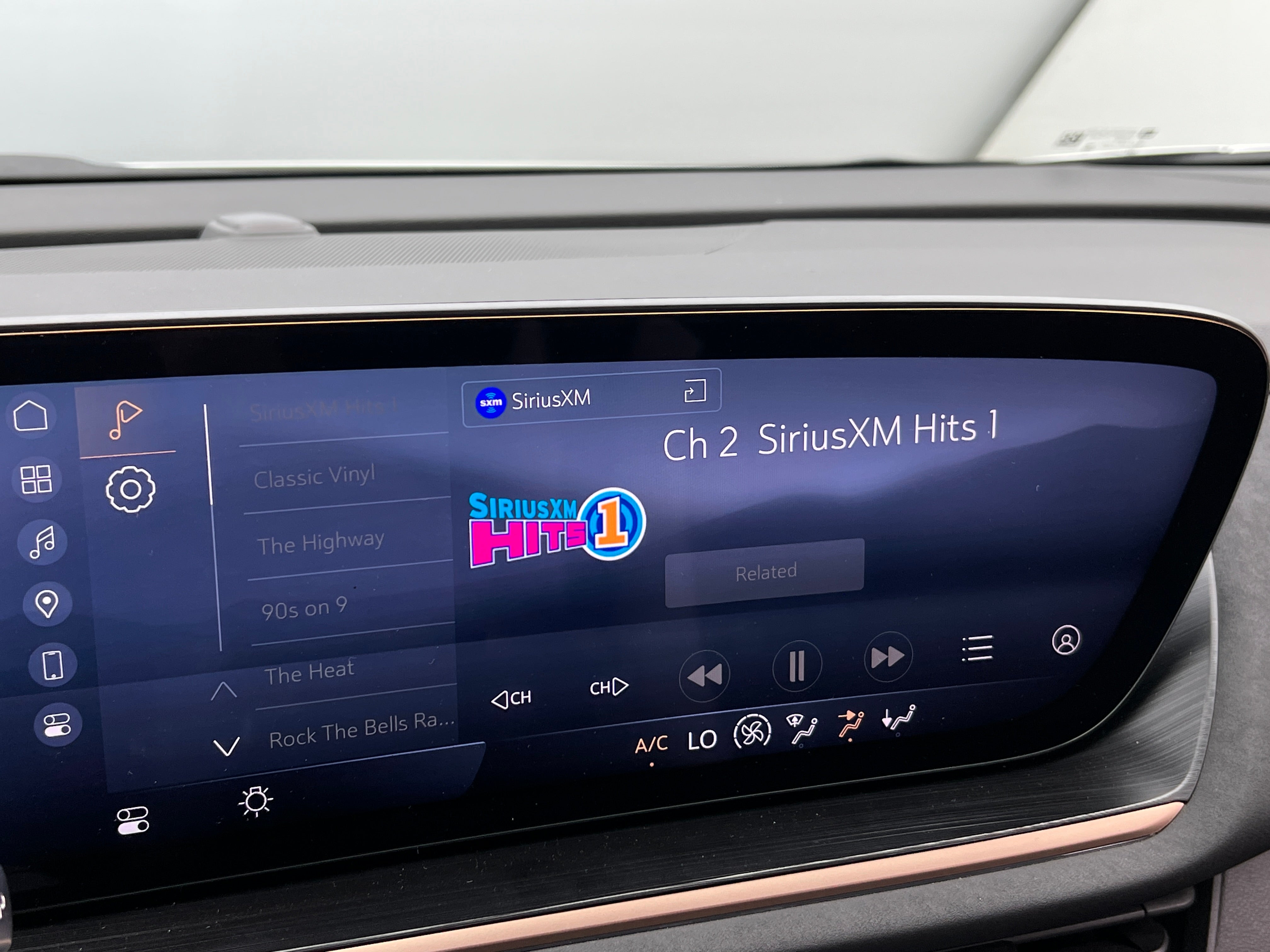 2024 Buick Envision Sport Touring 4