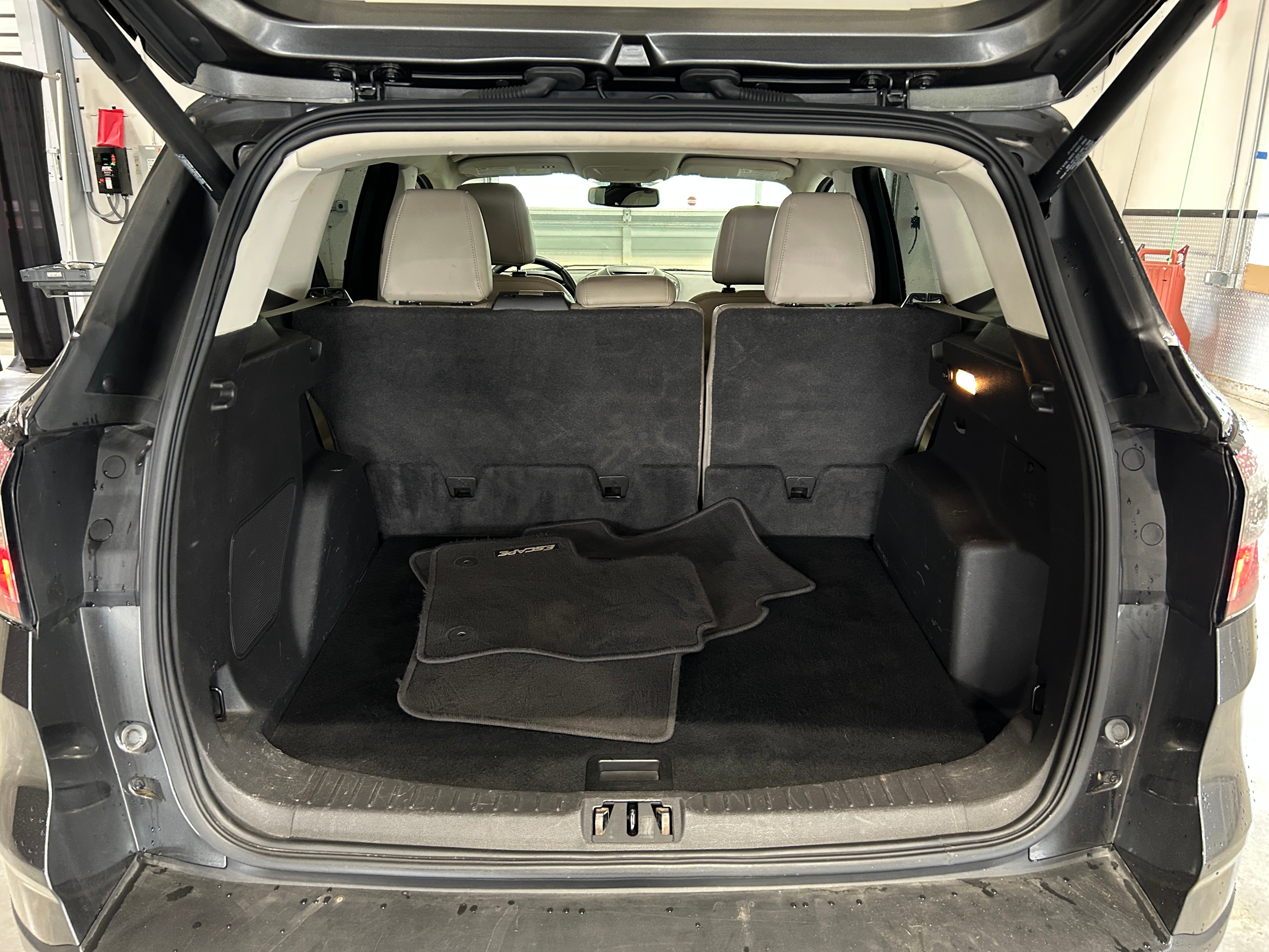 2017 Ford Escape Titanium 6