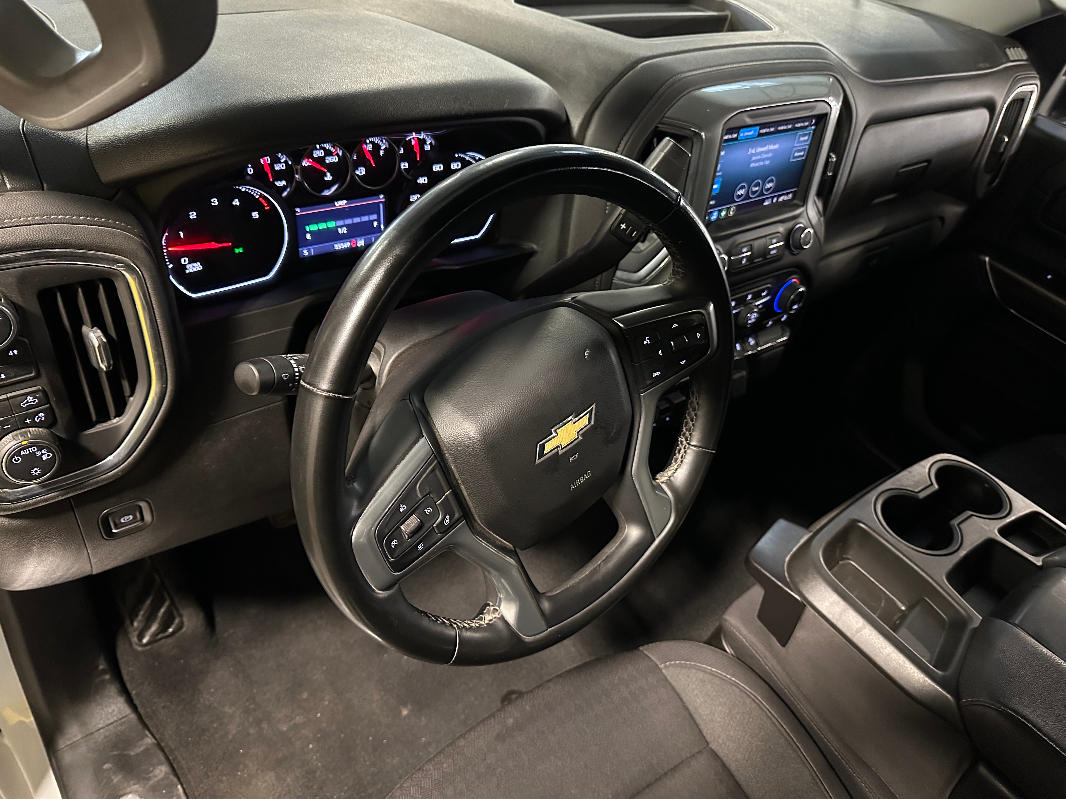 2023 Chevrolet Silverado 2500 LT 3
