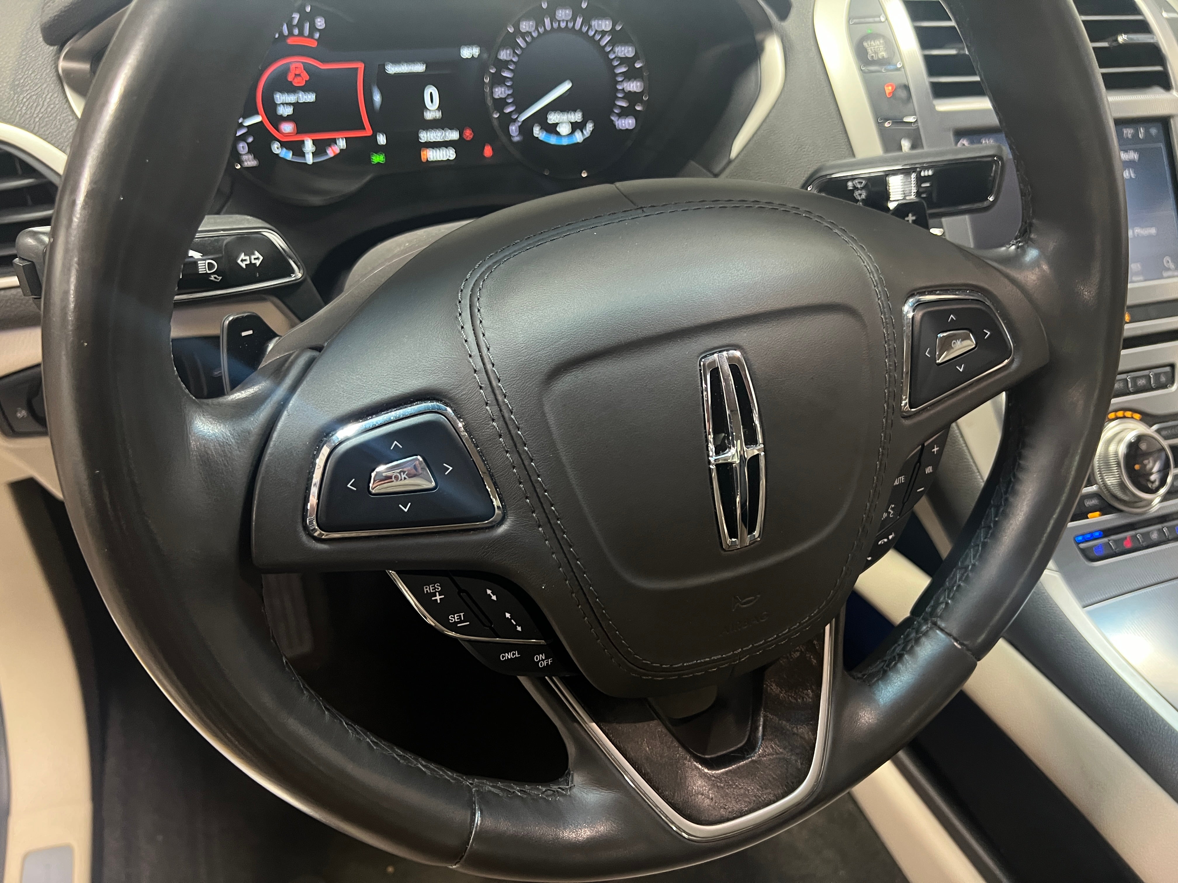 2020 Lincoln MKZ Reserve 4