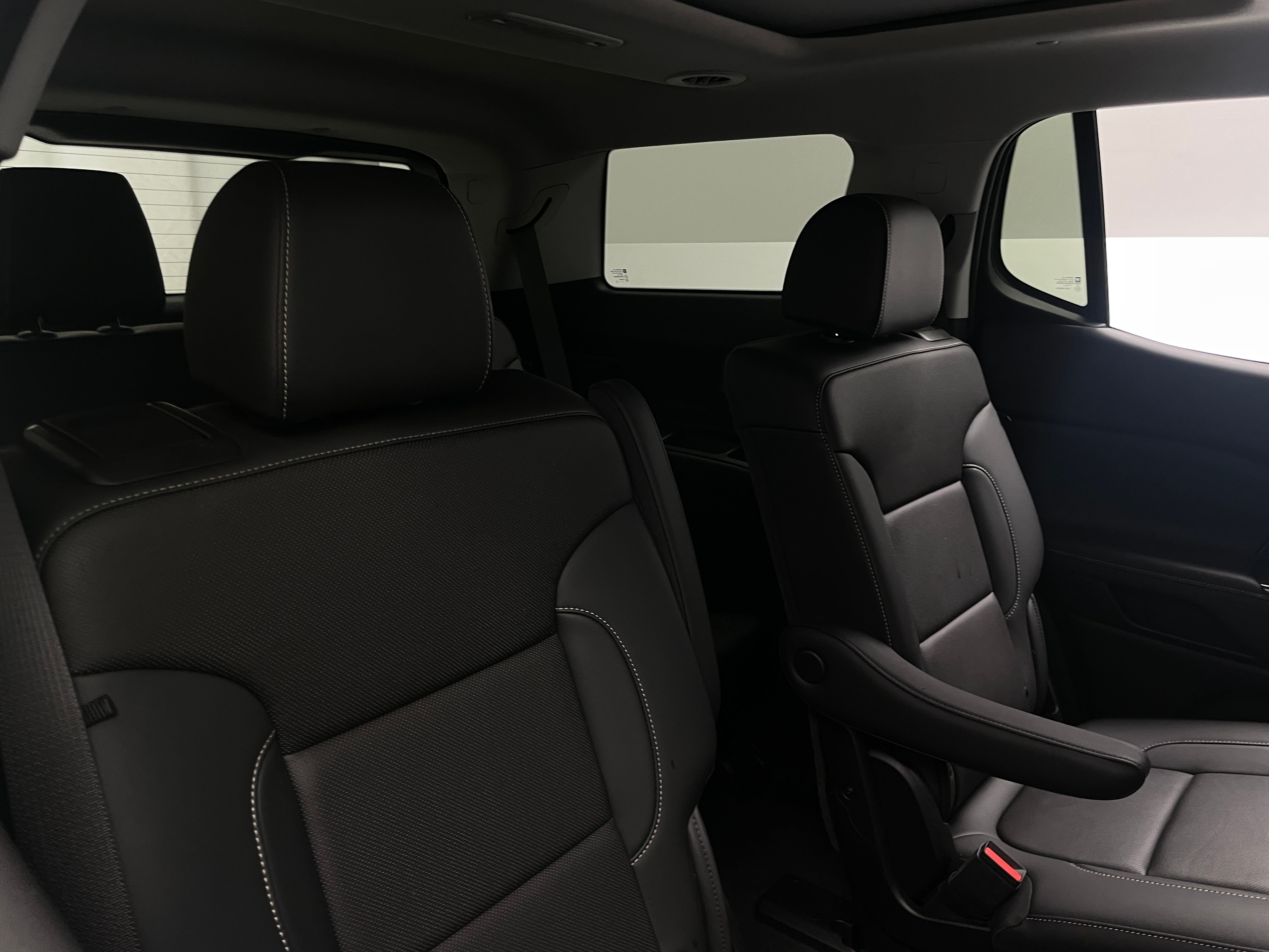 2022 GMC Acadia SLT 5
