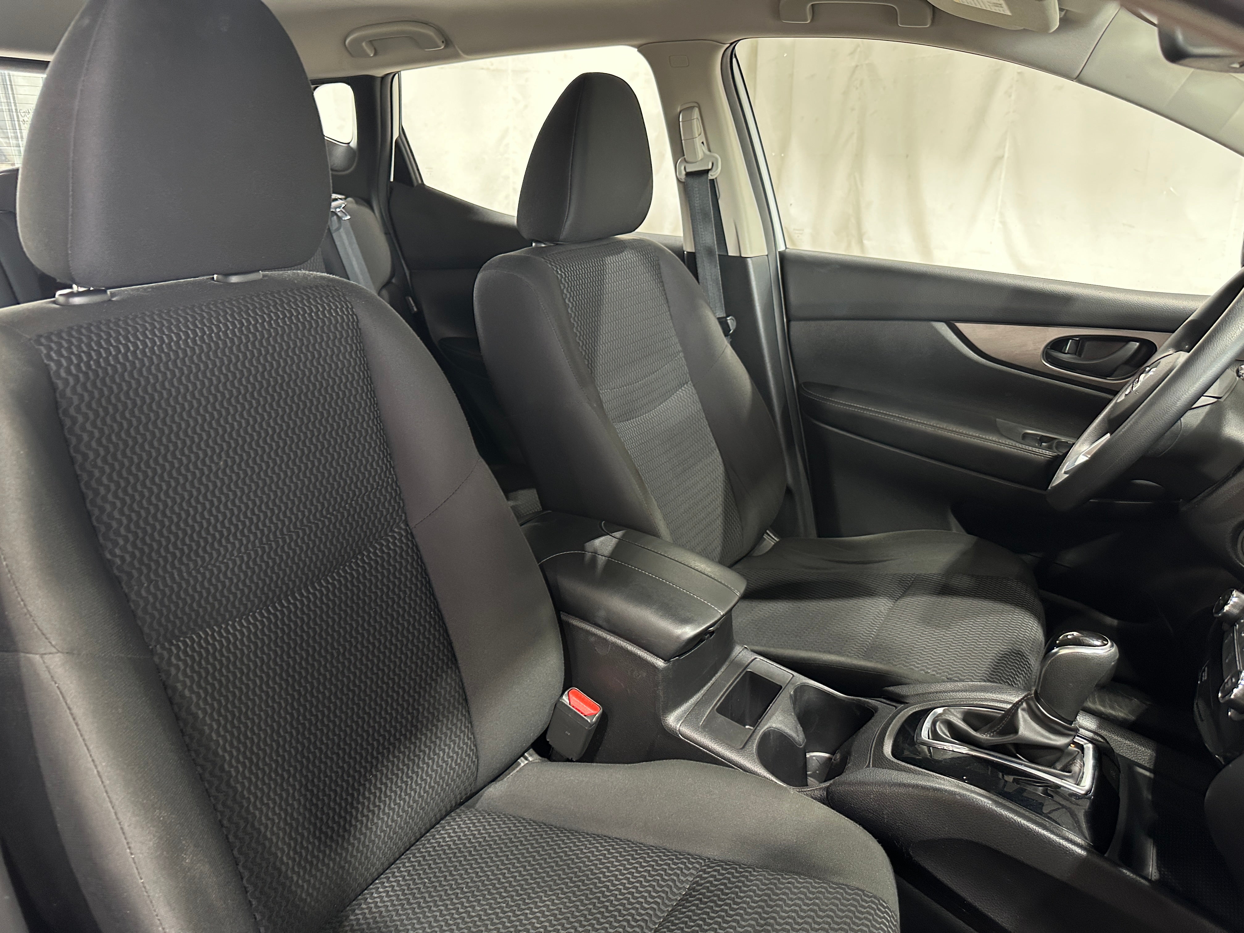 2021 Nissan Rogue Sport S 2