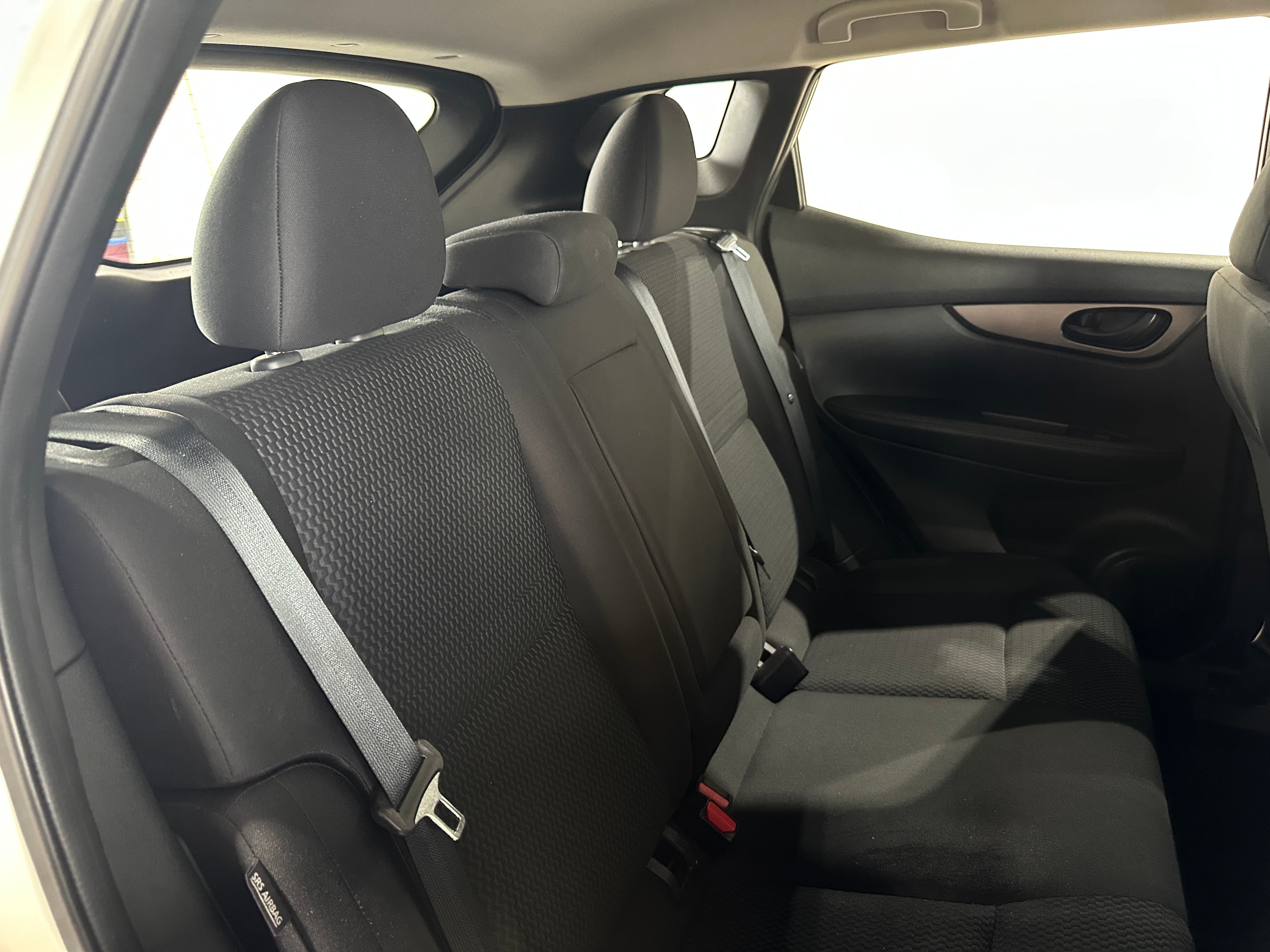 2021 Nissan Rogue Sport S 6
