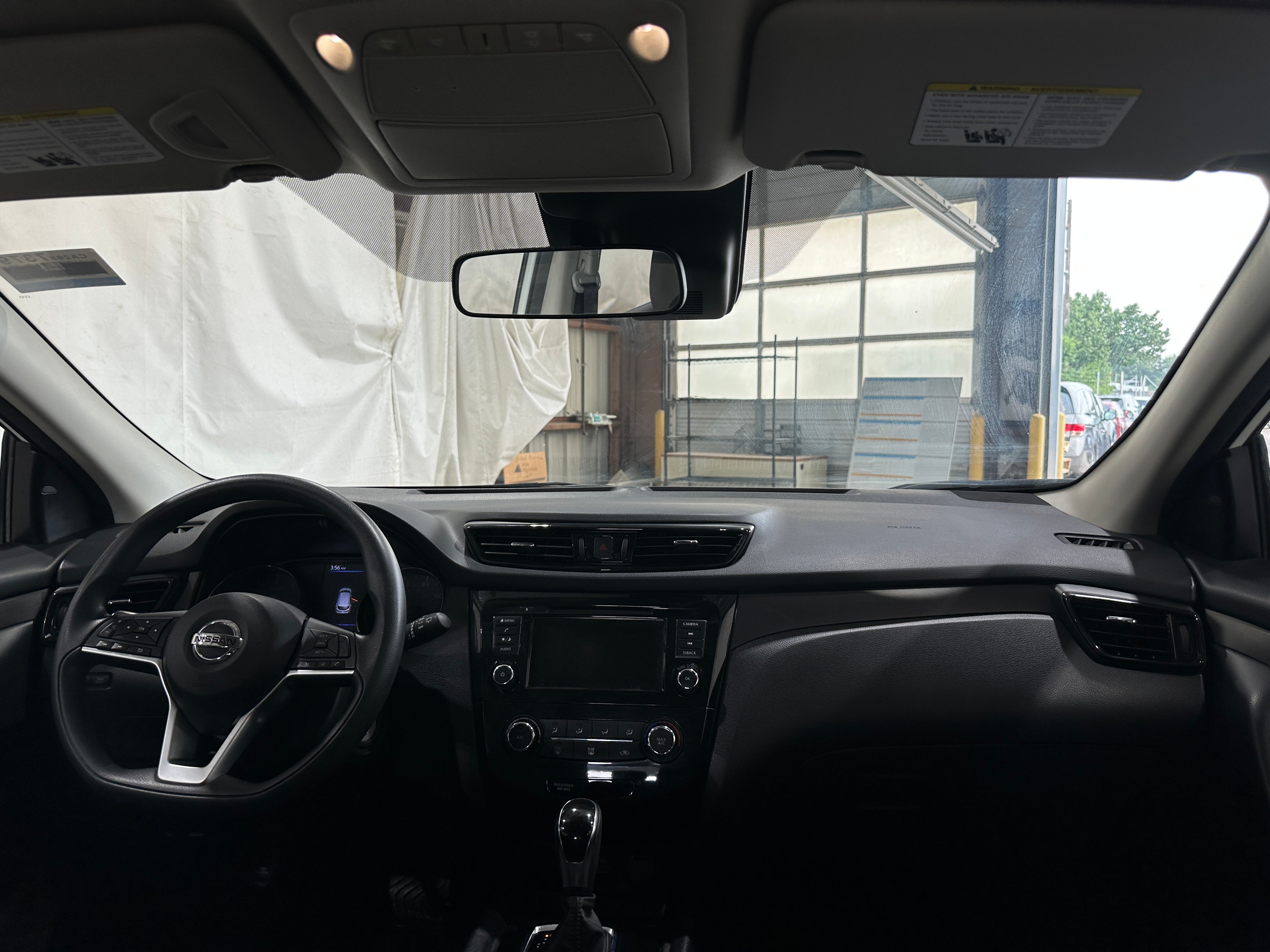 2021 Nissan Rogue Sport S 3