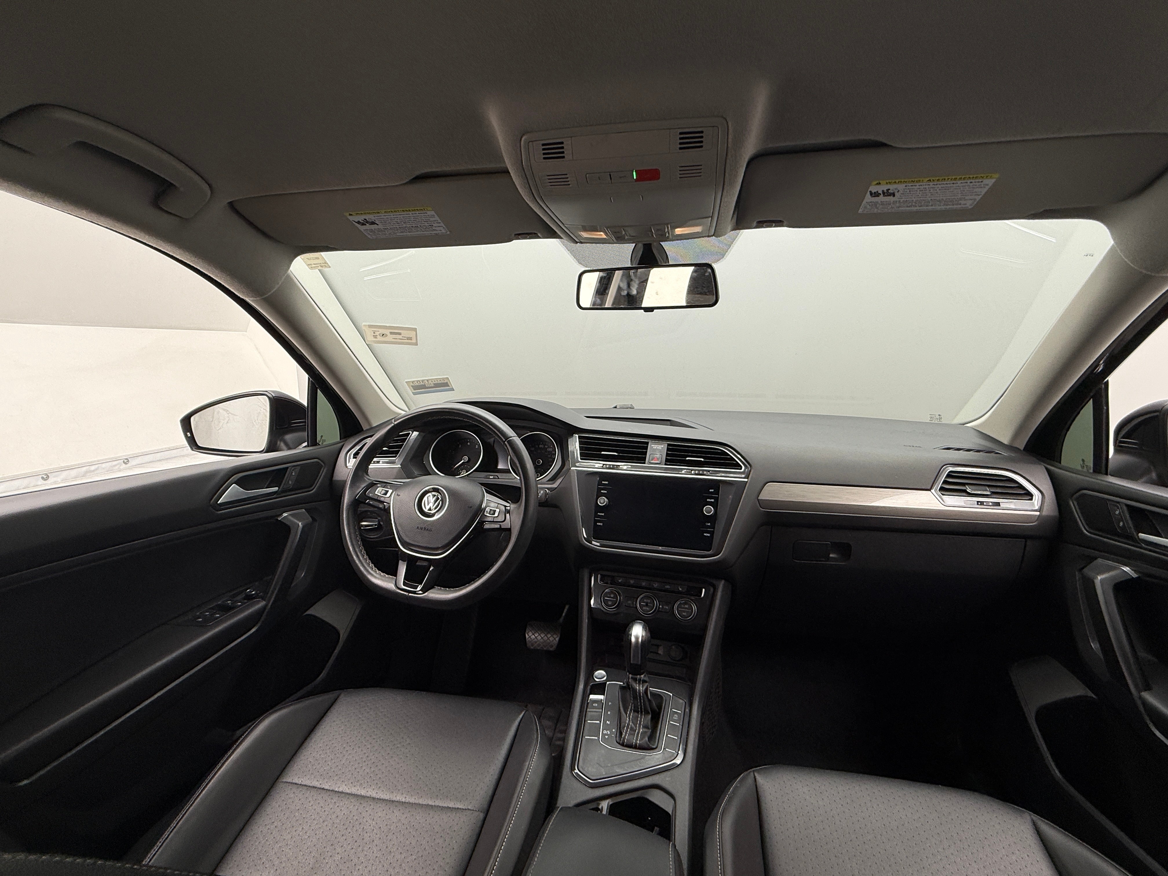 2021 Volkswagen Tiguan SE 3