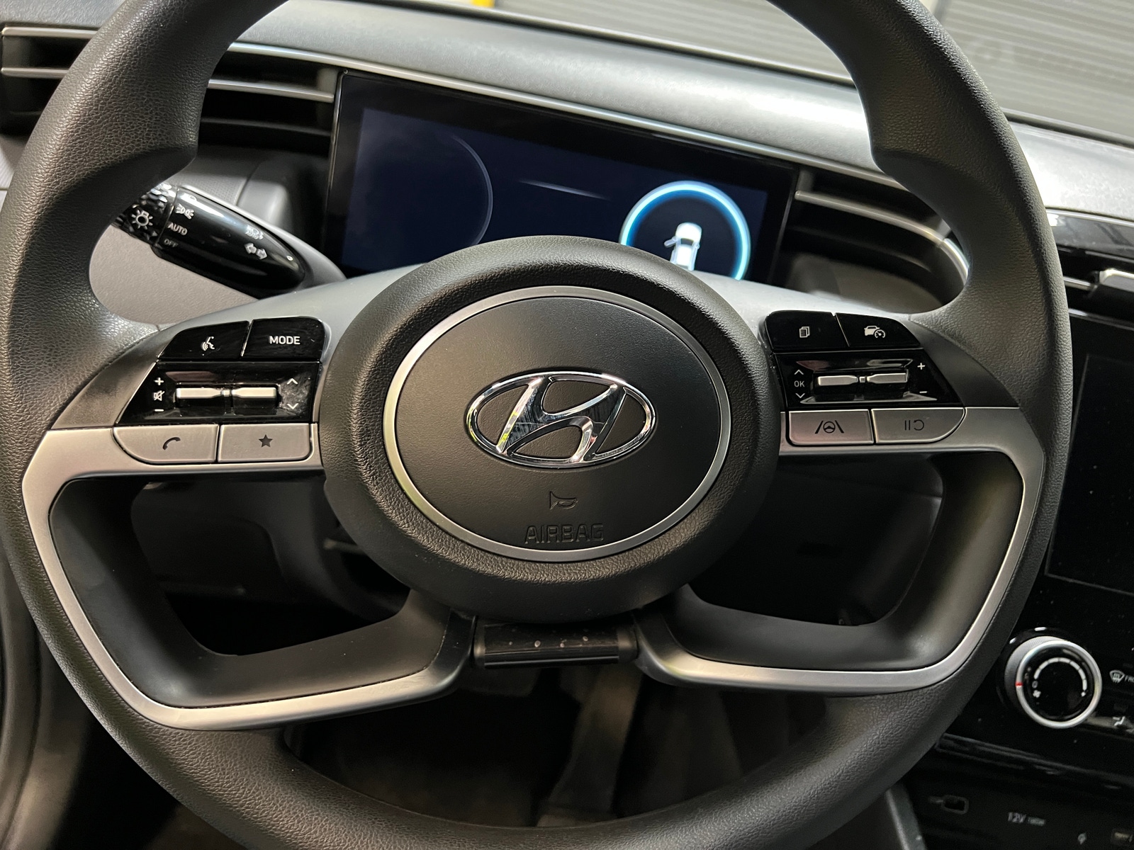 Thumbnail: 2023 Hyundai Santa Cruz - 5