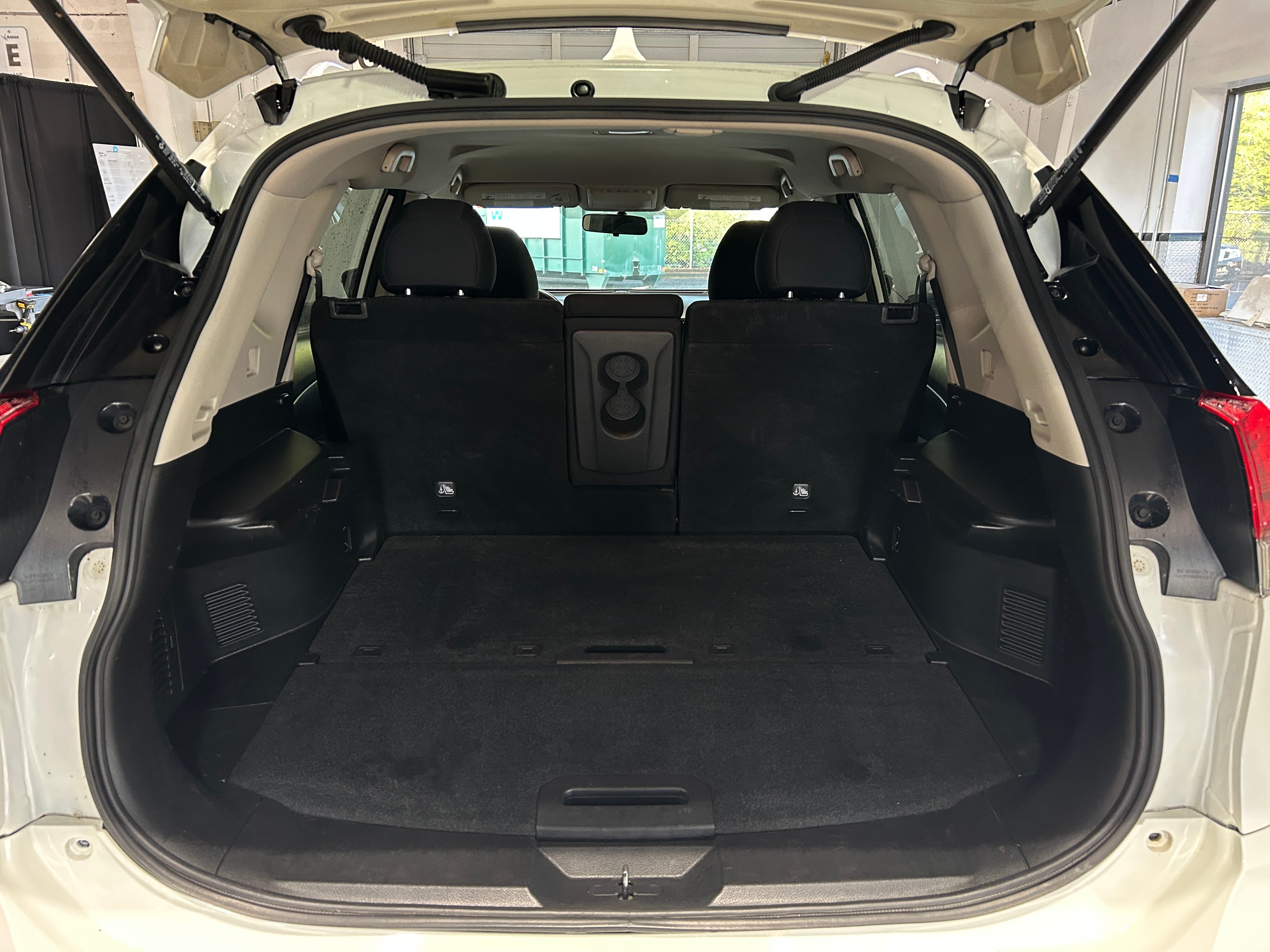 2017 Nissan Rogue SV 7