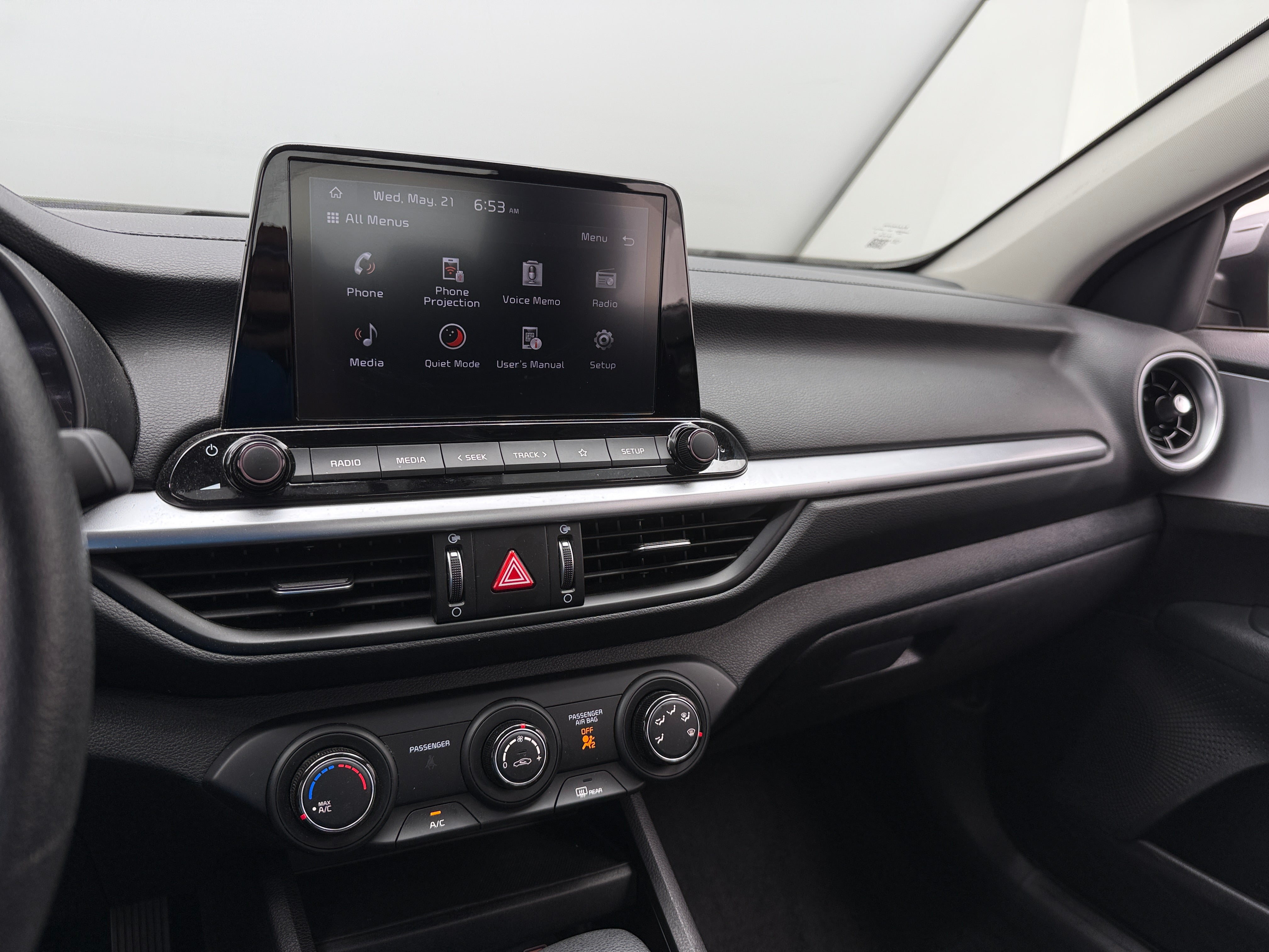 2024 Kia Forte LXS 4