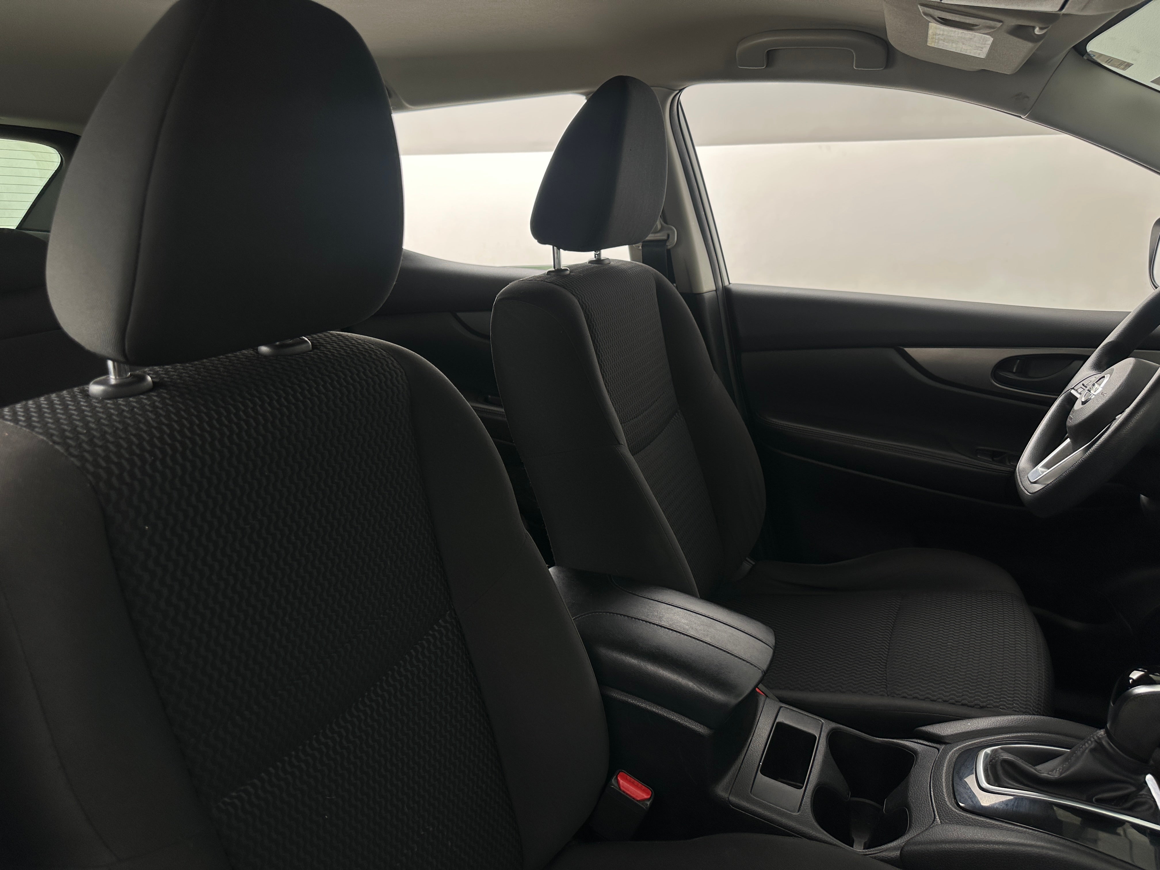 2017 Nissan Rogue Sport S 2