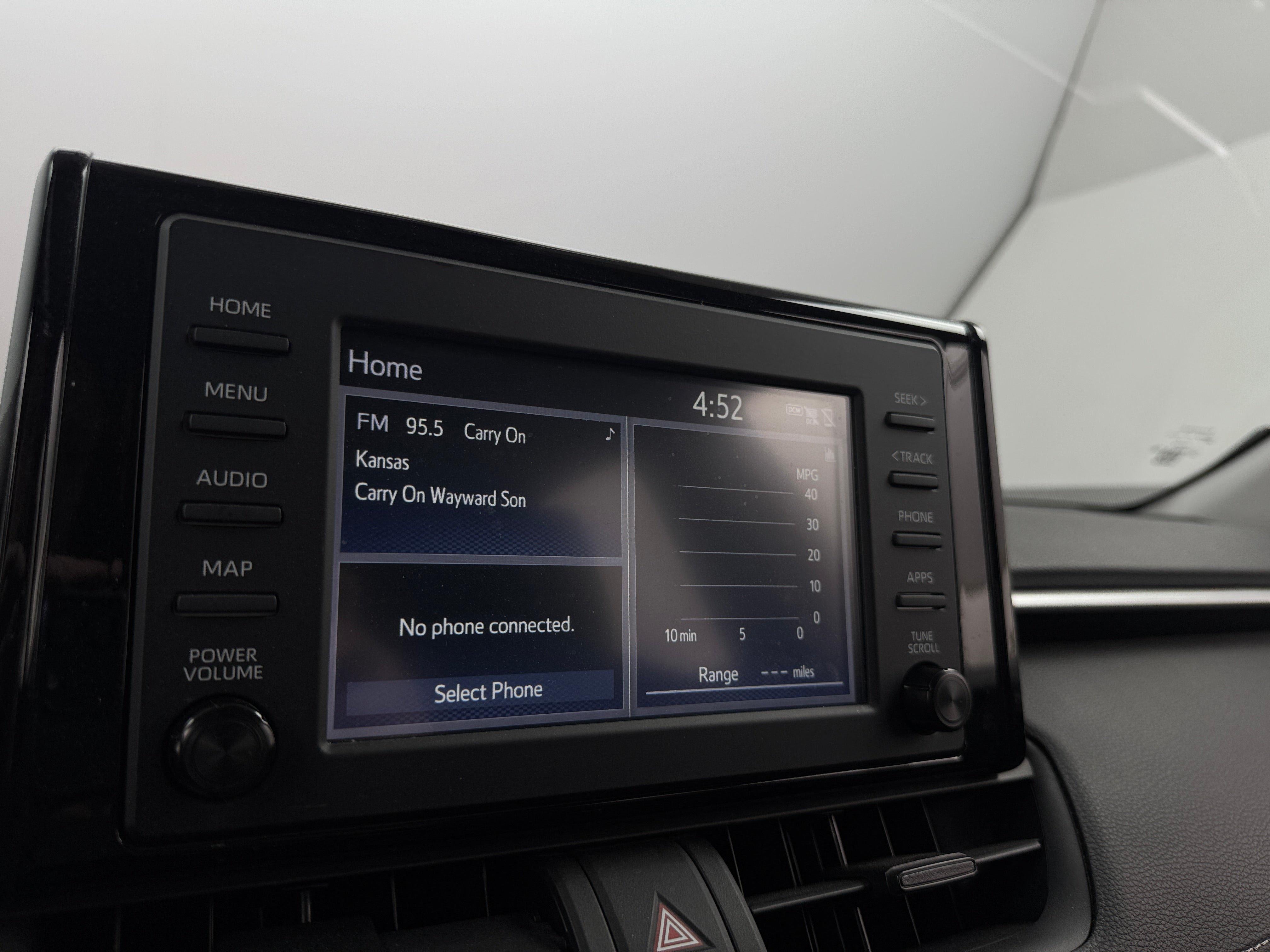 2019 Toyota RAV4 XLE 4