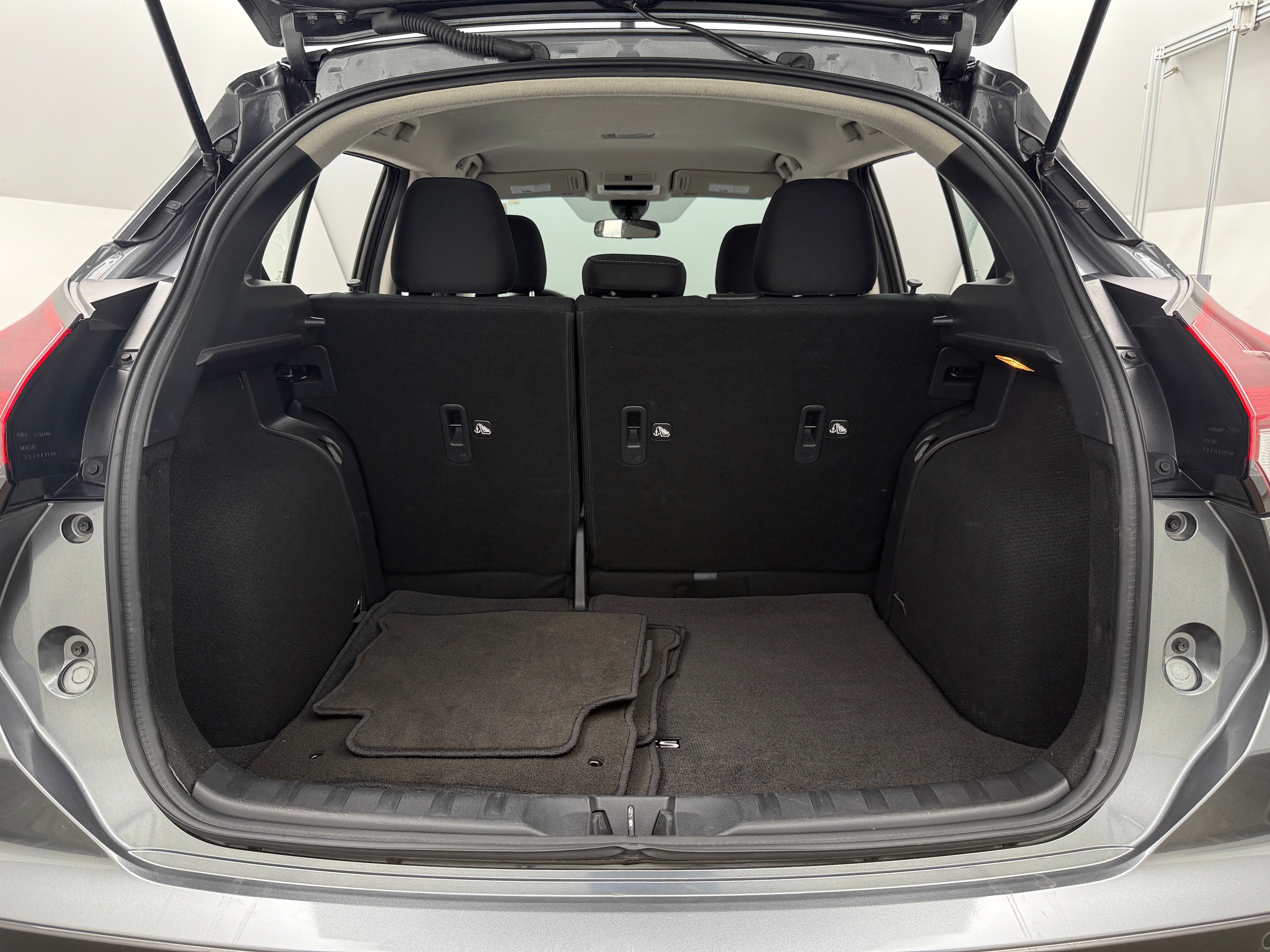 2024 Nissan Kicks SV 7