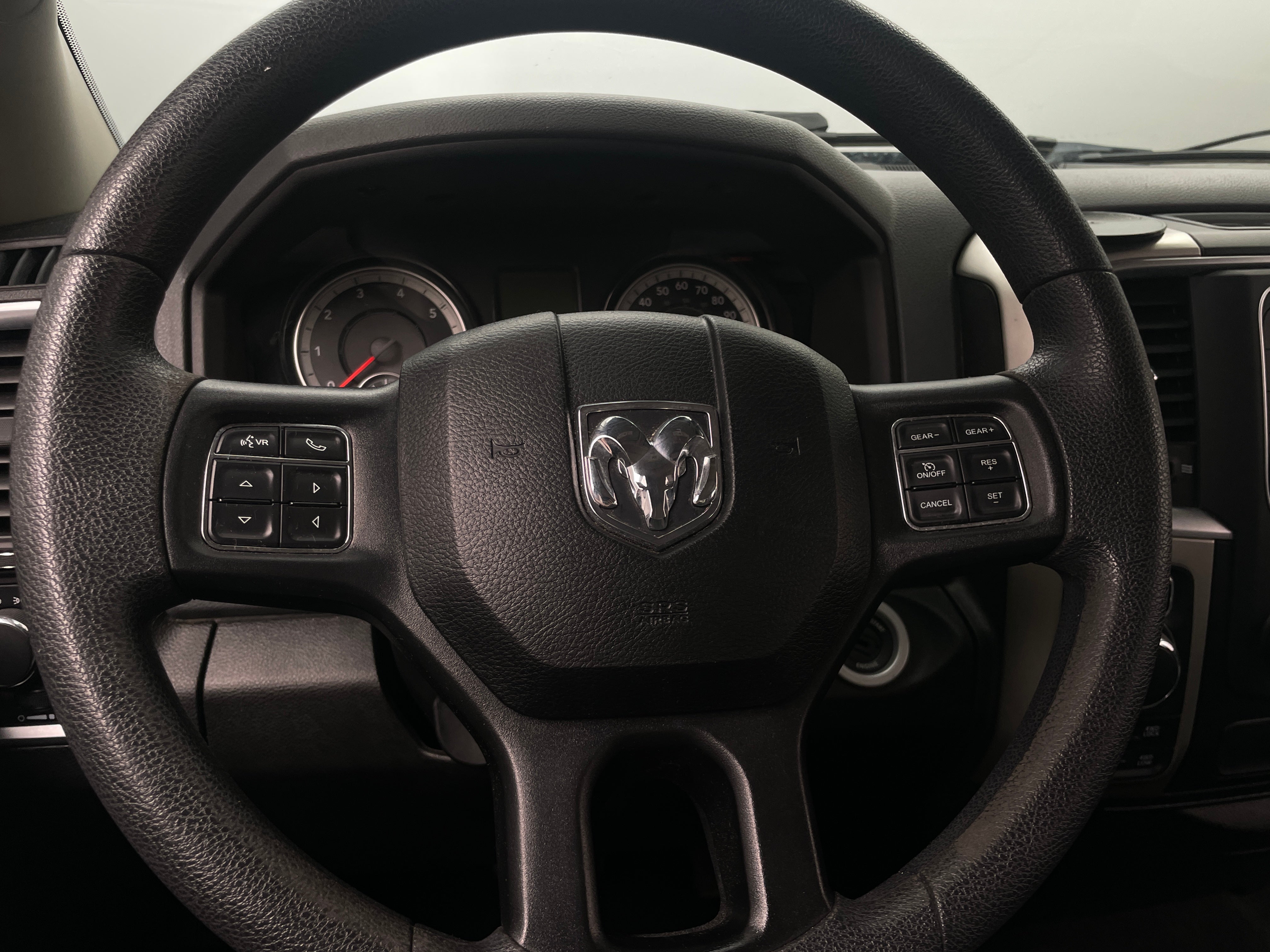 2020 RAM 1500 Classic SLT 5