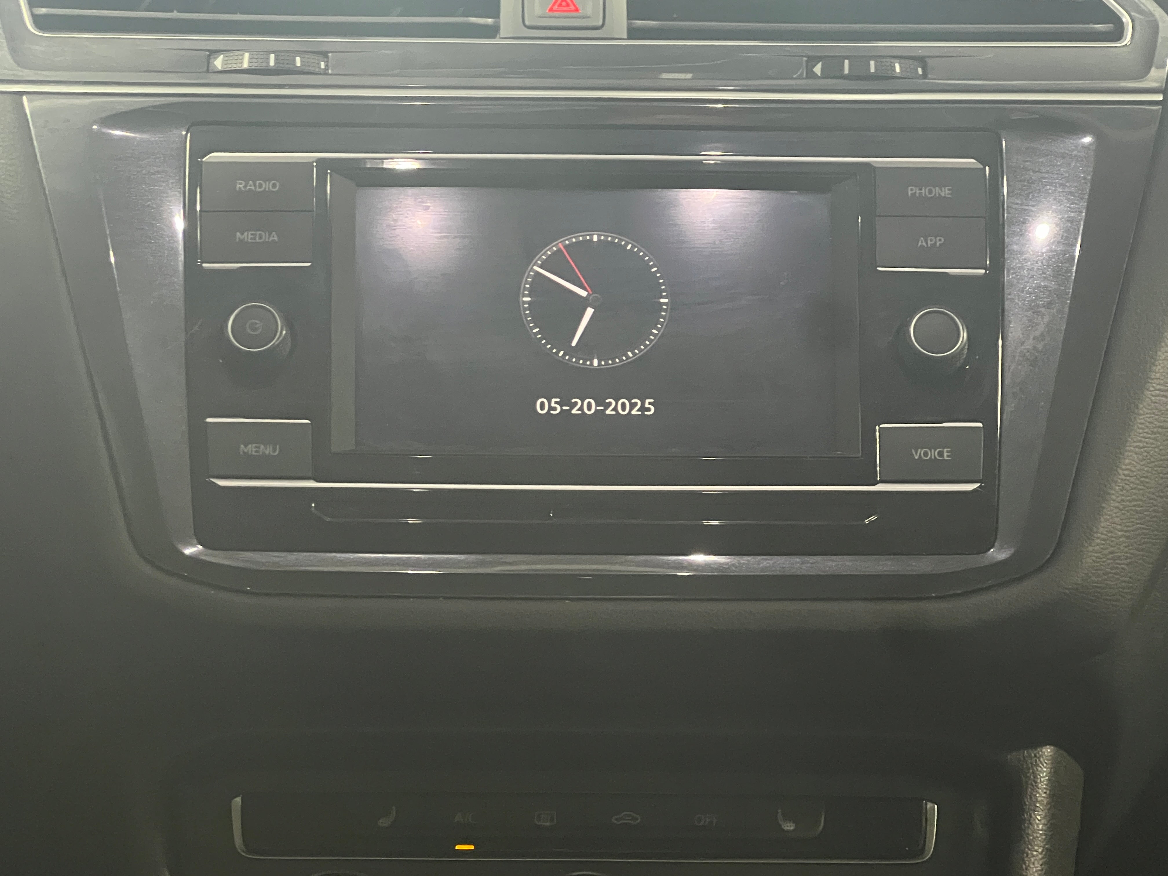 2022 Volkswagen Tiguan S 4