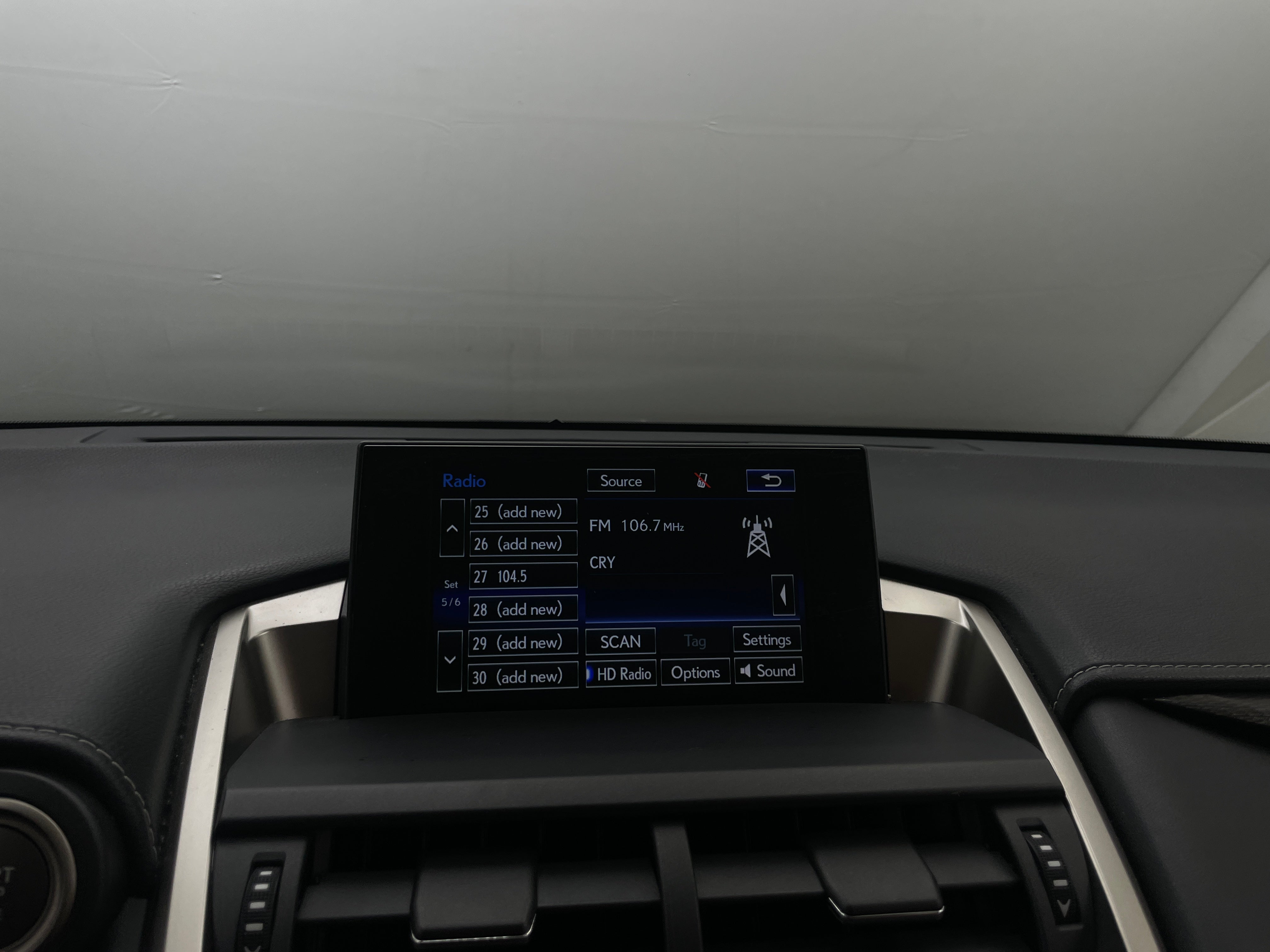 2016 Lexus NX 200t 4