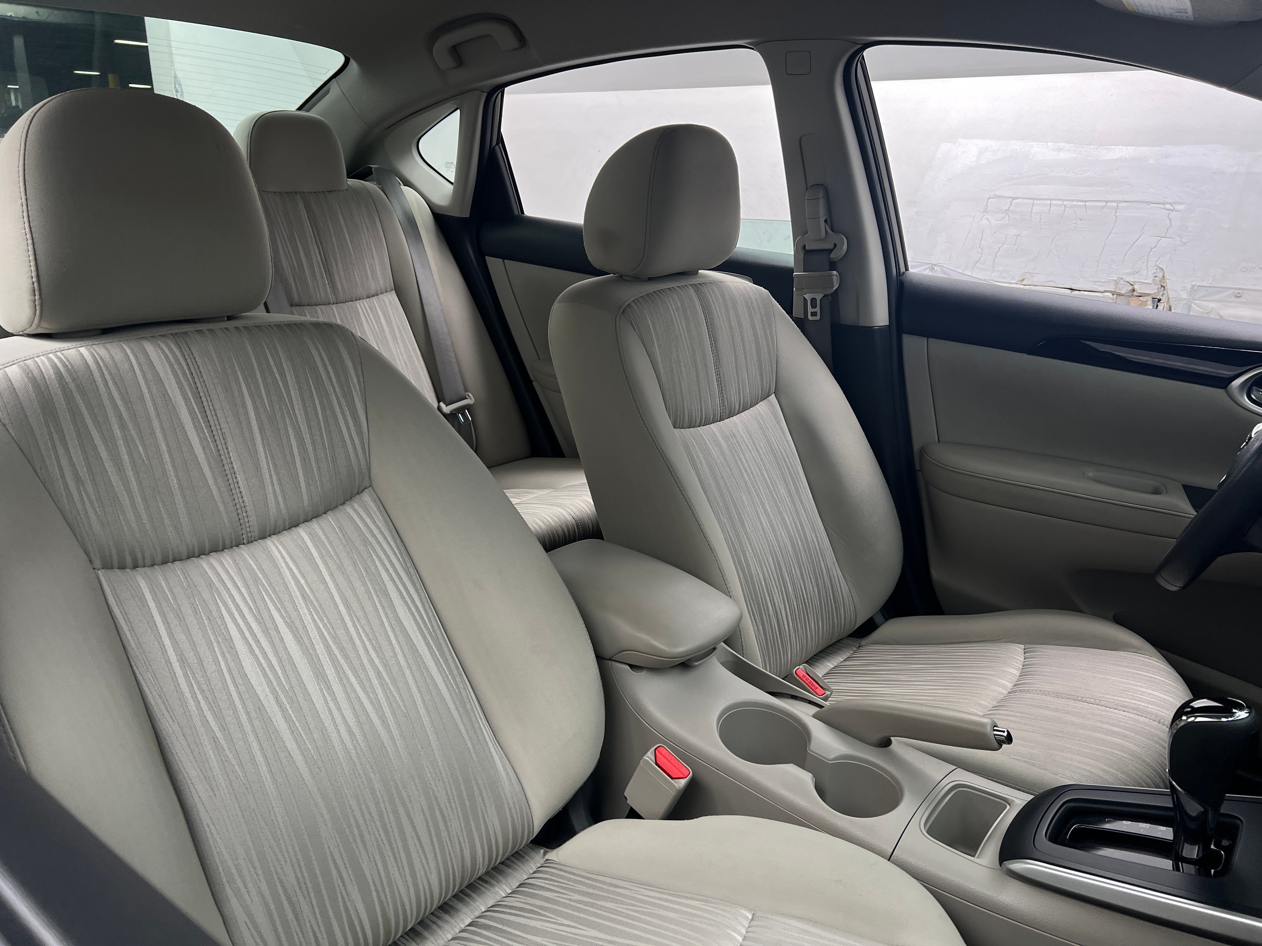 2016 Nissan Sentra SV 2