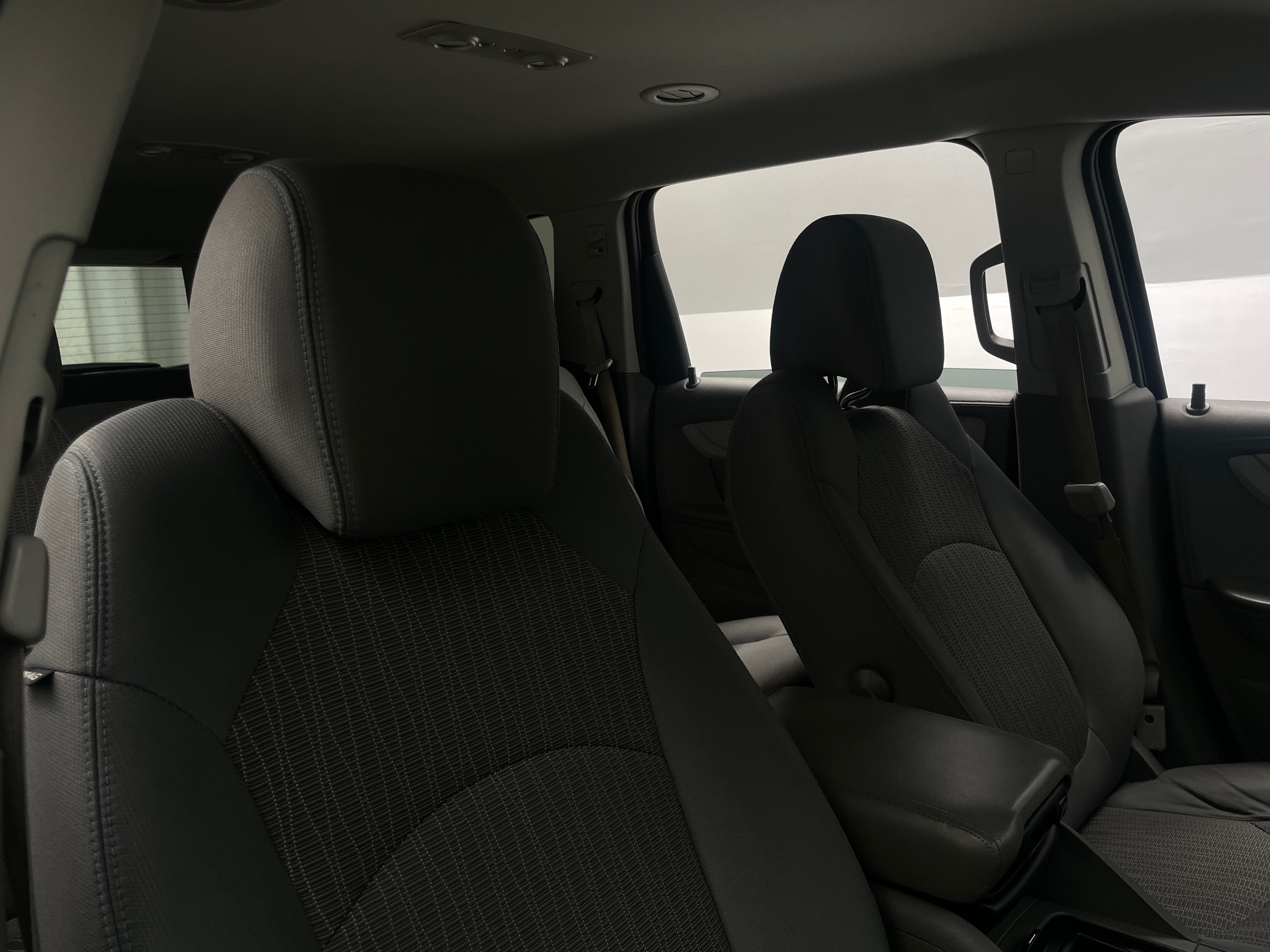 2017 Chevrolet Traverse LS 2